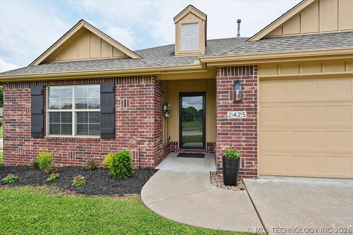 2425 S Oak Avenue Broken Arrow OK 74012