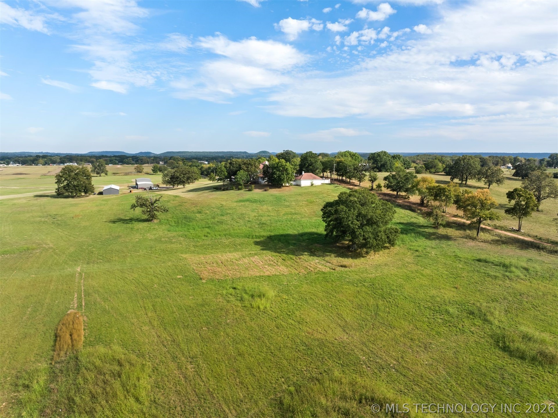 800 W Pryor Avenue Pocola OK 74902