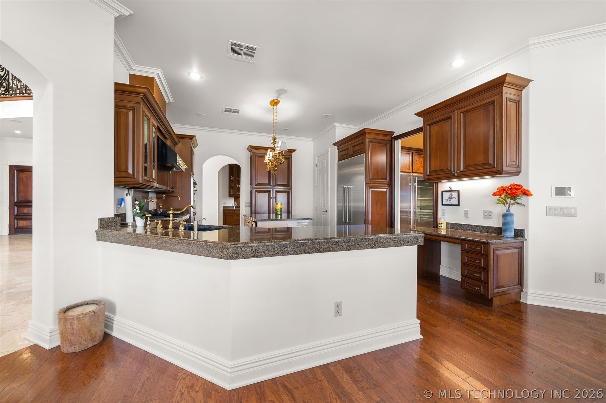 800 W Pryor Avenue Pocola OK 74902
