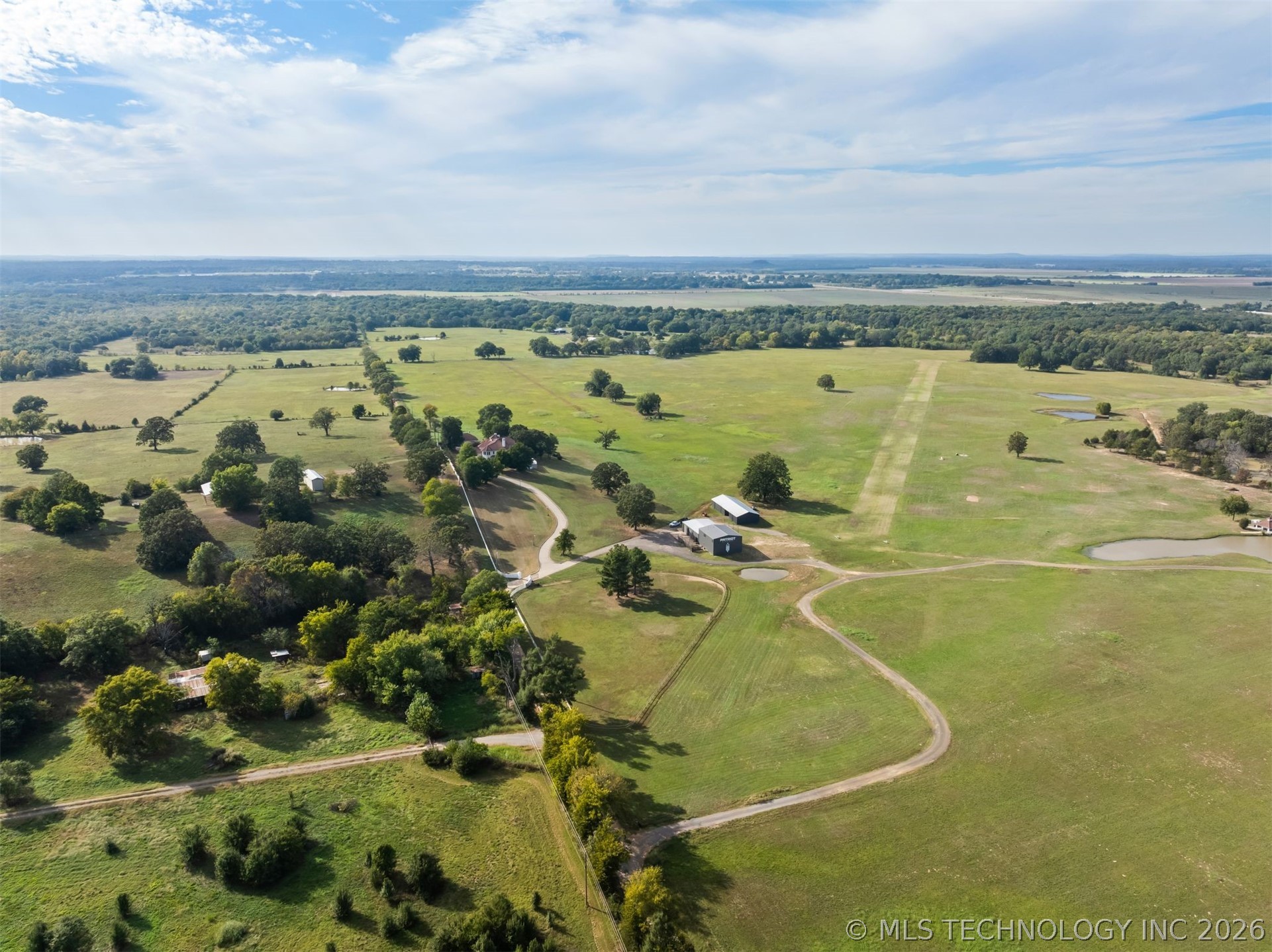 800 W Pryor Avenue Pocola OK 74902