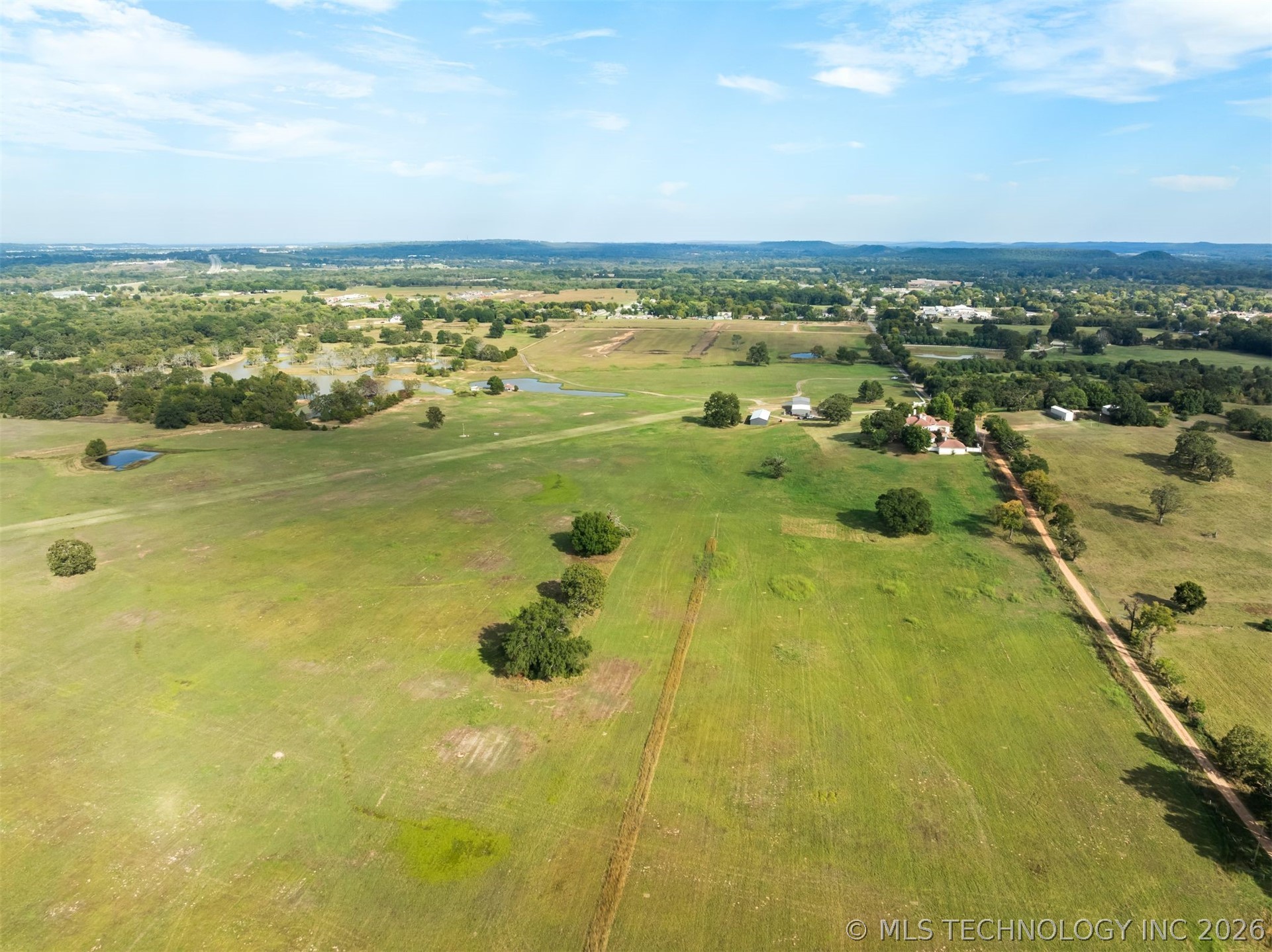 800 W Pryor Avenue Pocola OK 74902