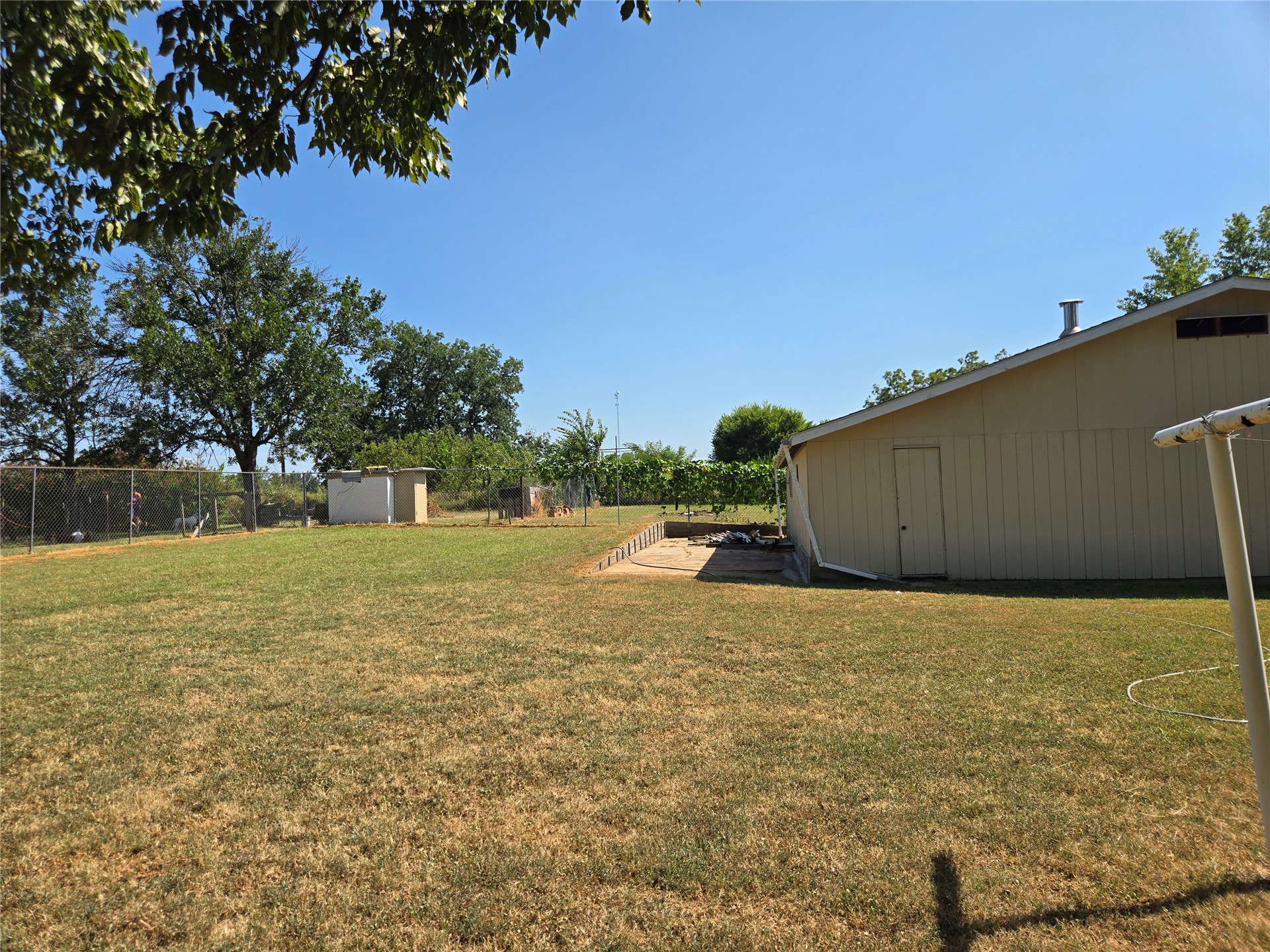 1407 S Cedar Street Bristow OK 74010