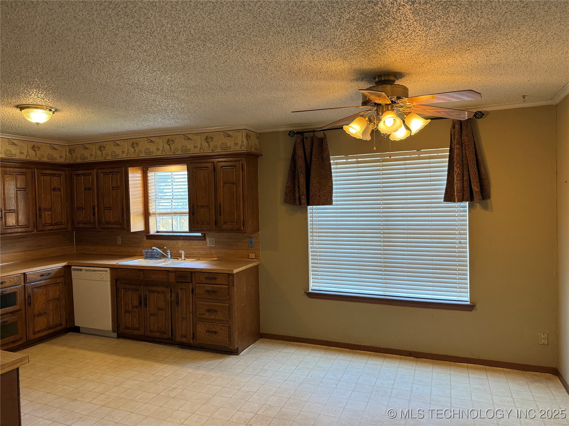 1319 Brookhaven Ardmore OK 73401