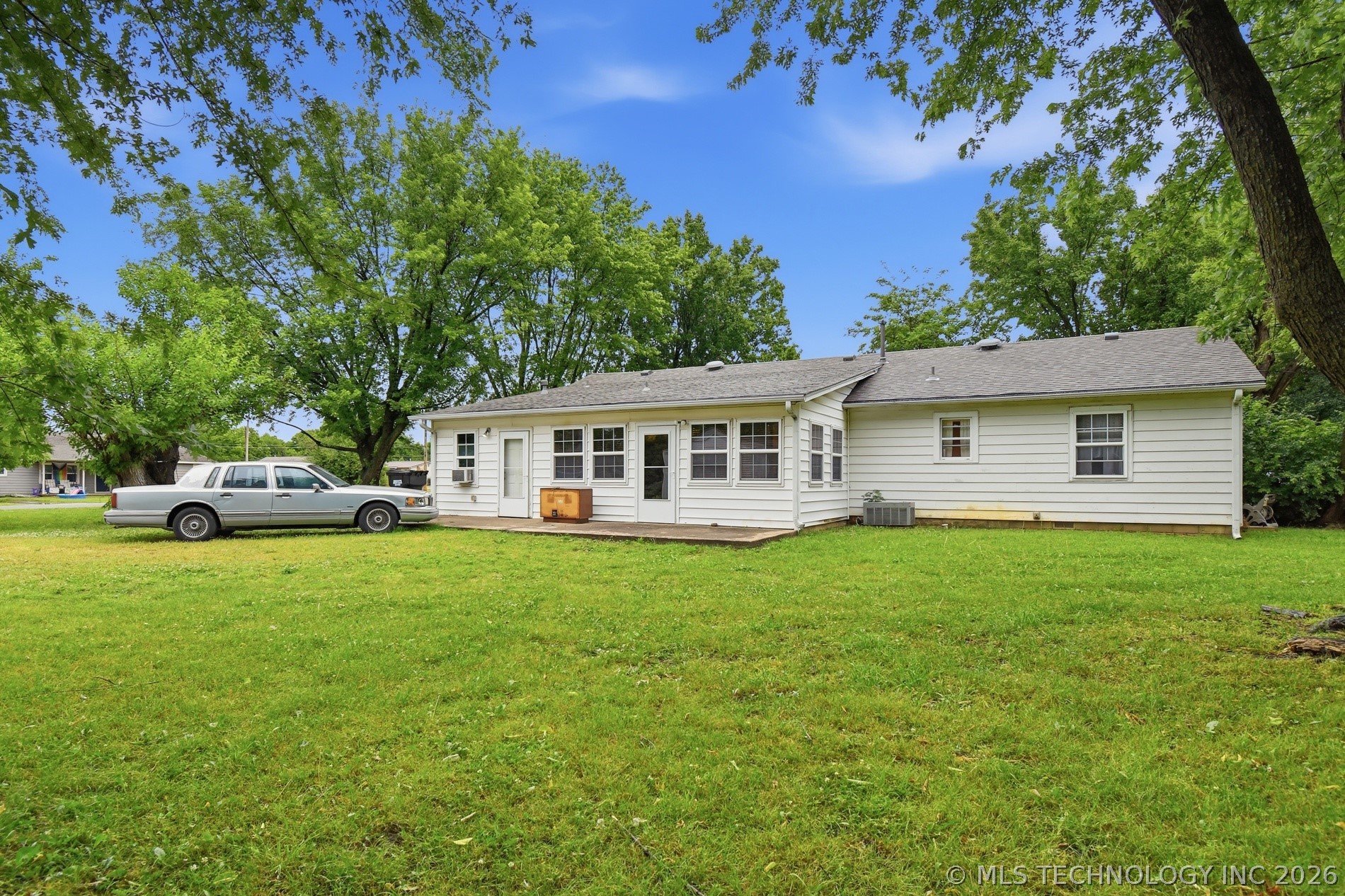 105 S Locust Street Oologah OK 74053