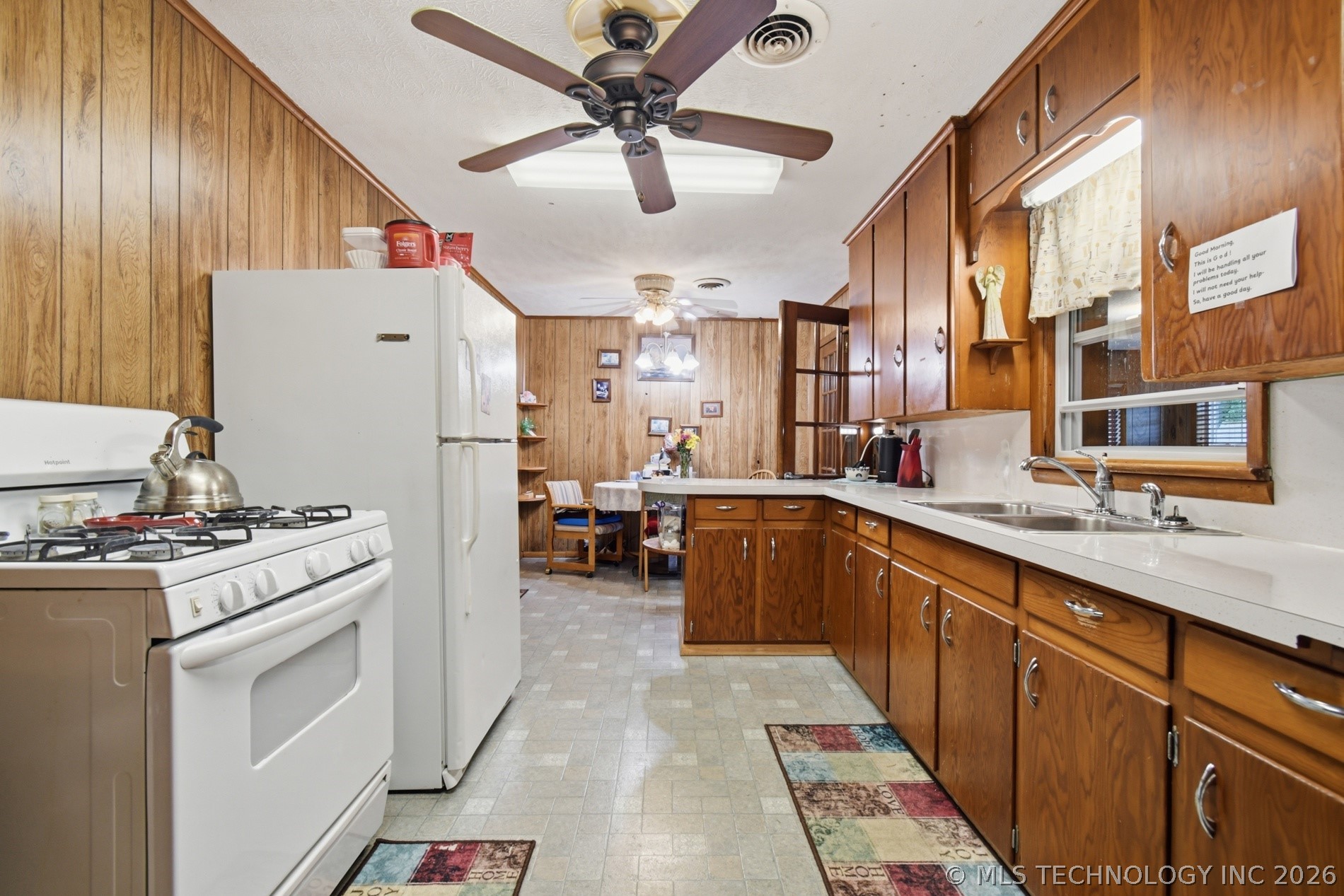 105 S Locust Street Oologah OK 74053