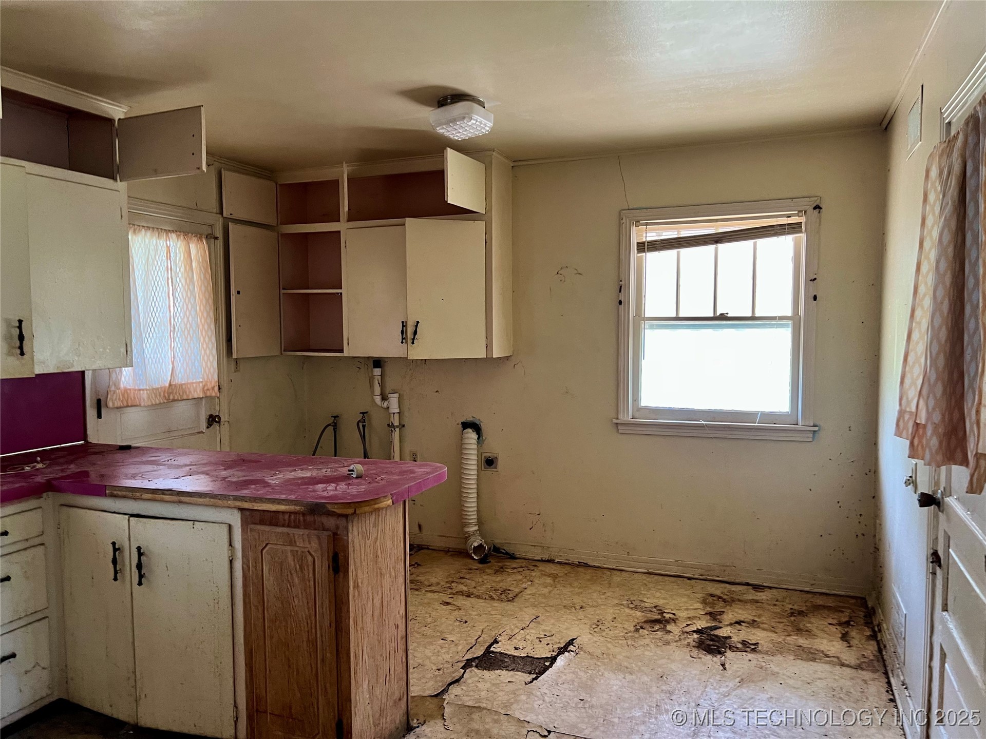 1636 E 4th Street Okmulgee OK 74447