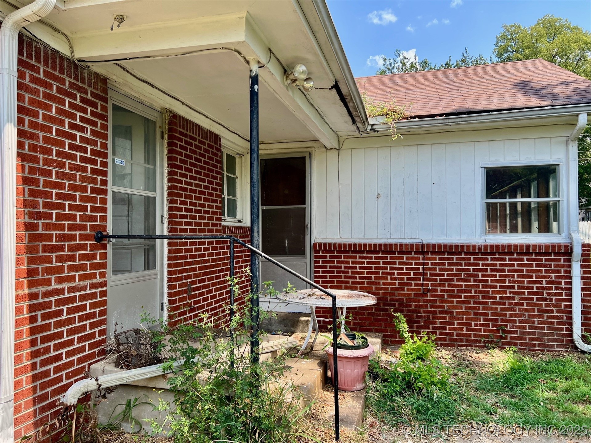 1636 E 4th Street Okmulgee OK 74447