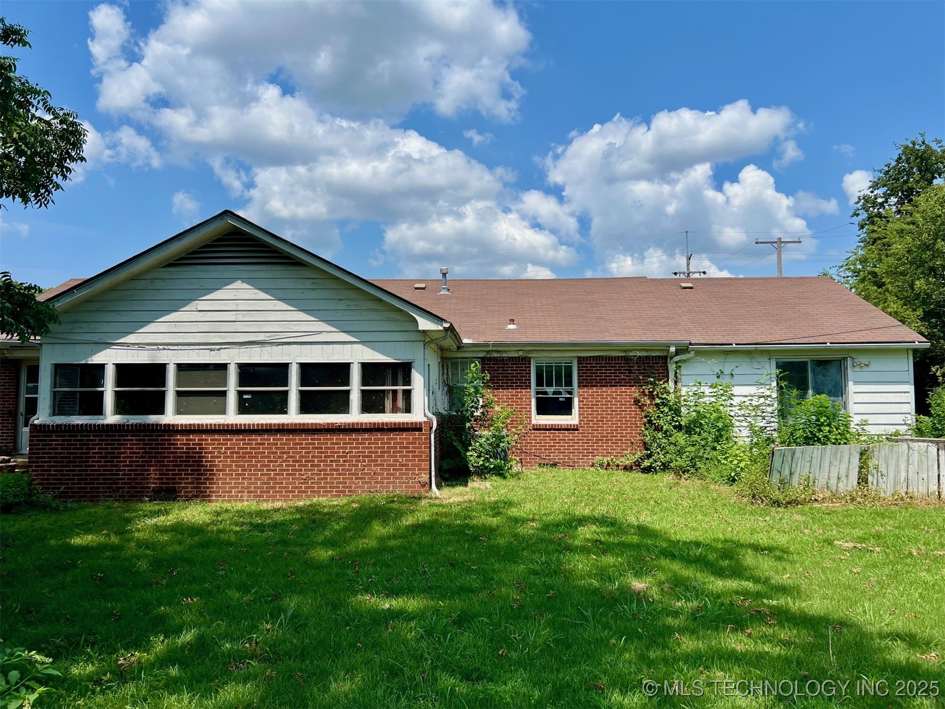 1636 E 4th Street Okmulgee OK 74447