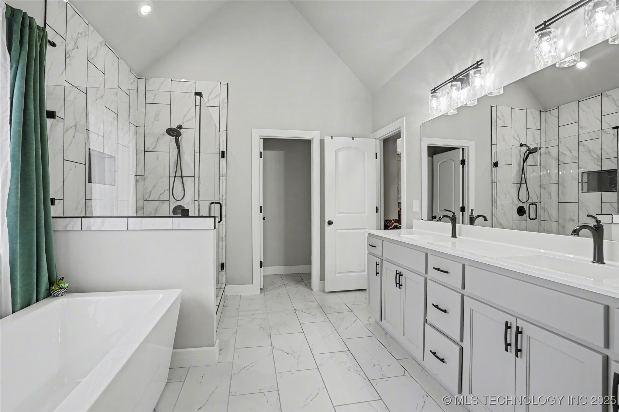 14219 S 241st Eastavenue Coweta OK 74429