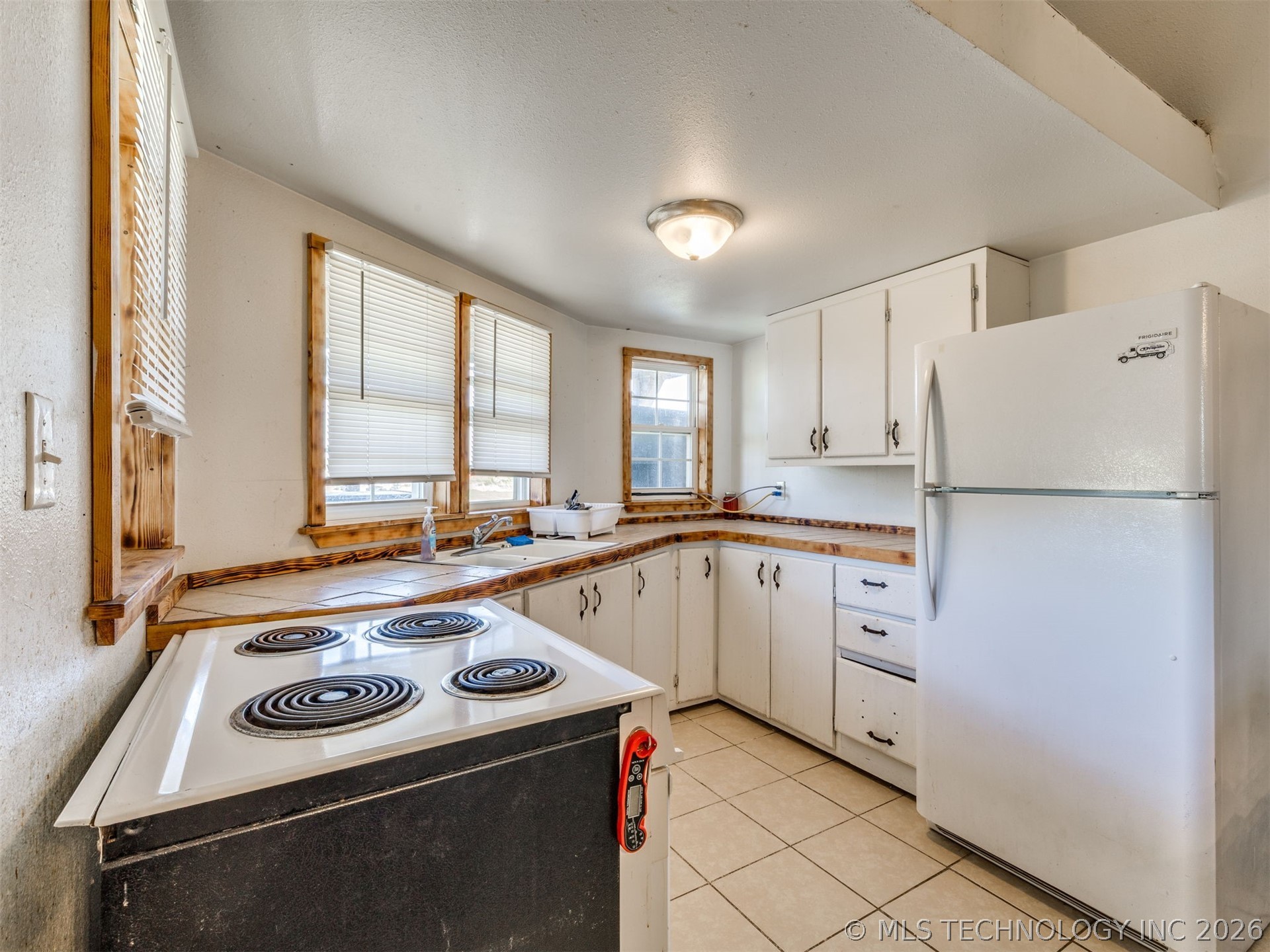 9693 E 24 Road Nowata OK 74048