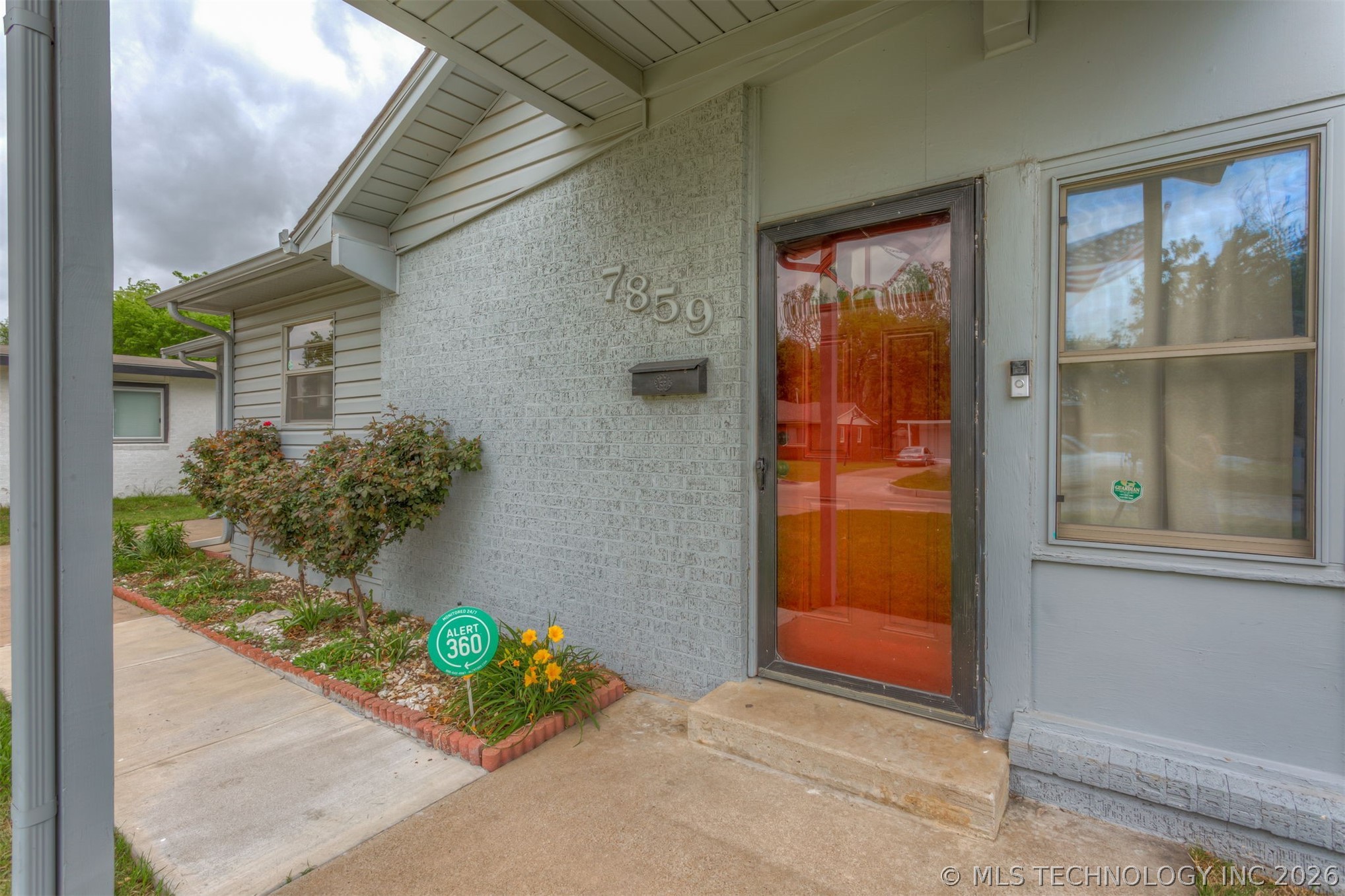 7859 E Newton Street Tulsa OK 74115