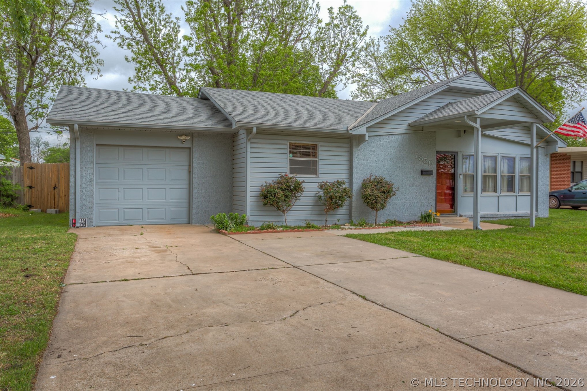 7859 E Newton Street Tulsa OK 74115