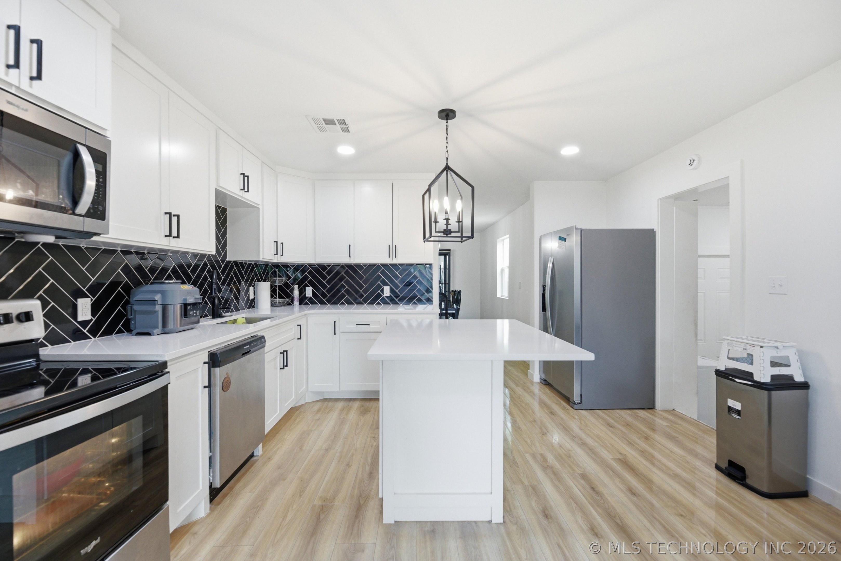 1024 N Winston Avenue W Tulsa OK 74115