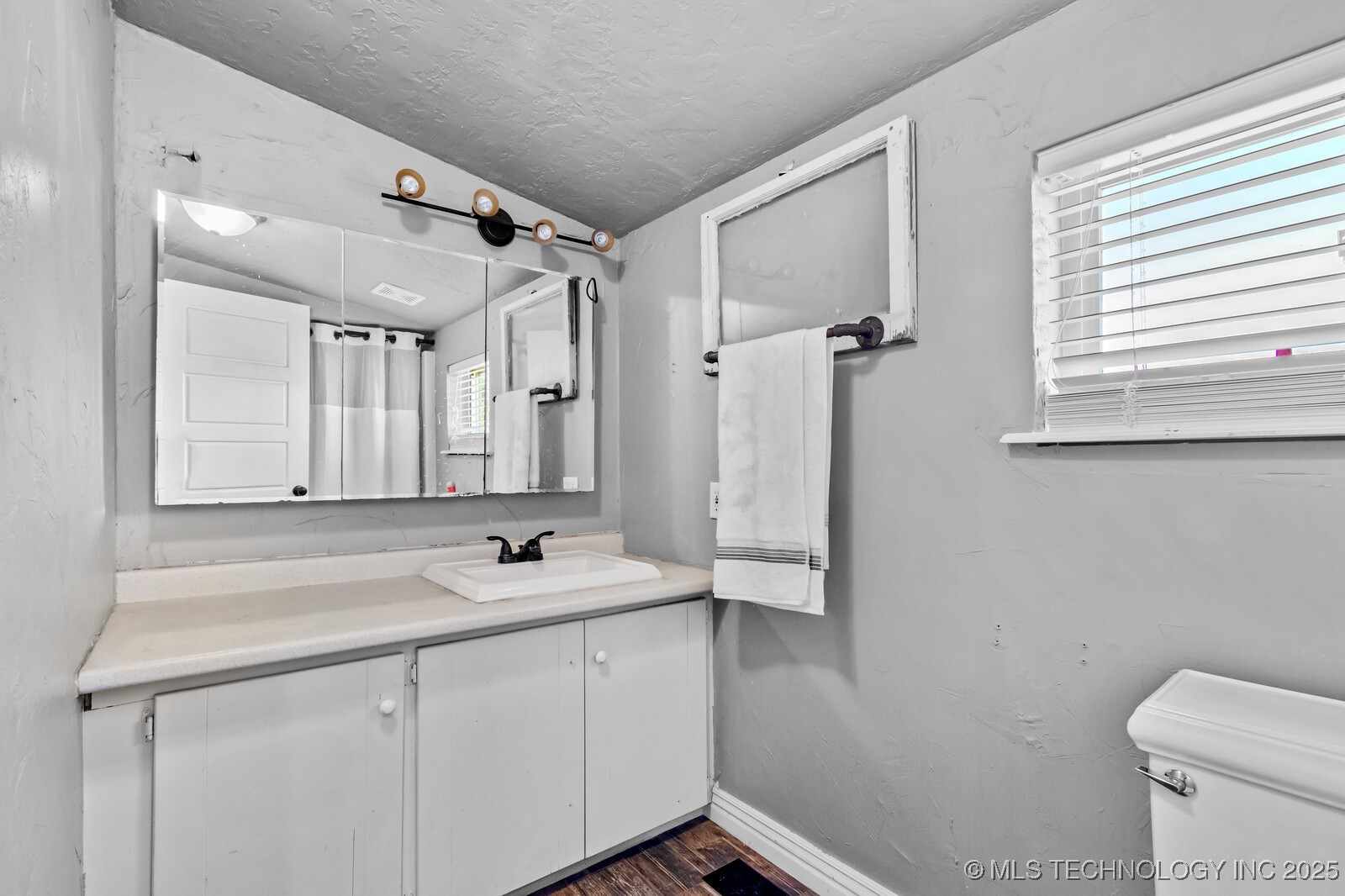 81134 S 4720 Road Stilwell OK 74960