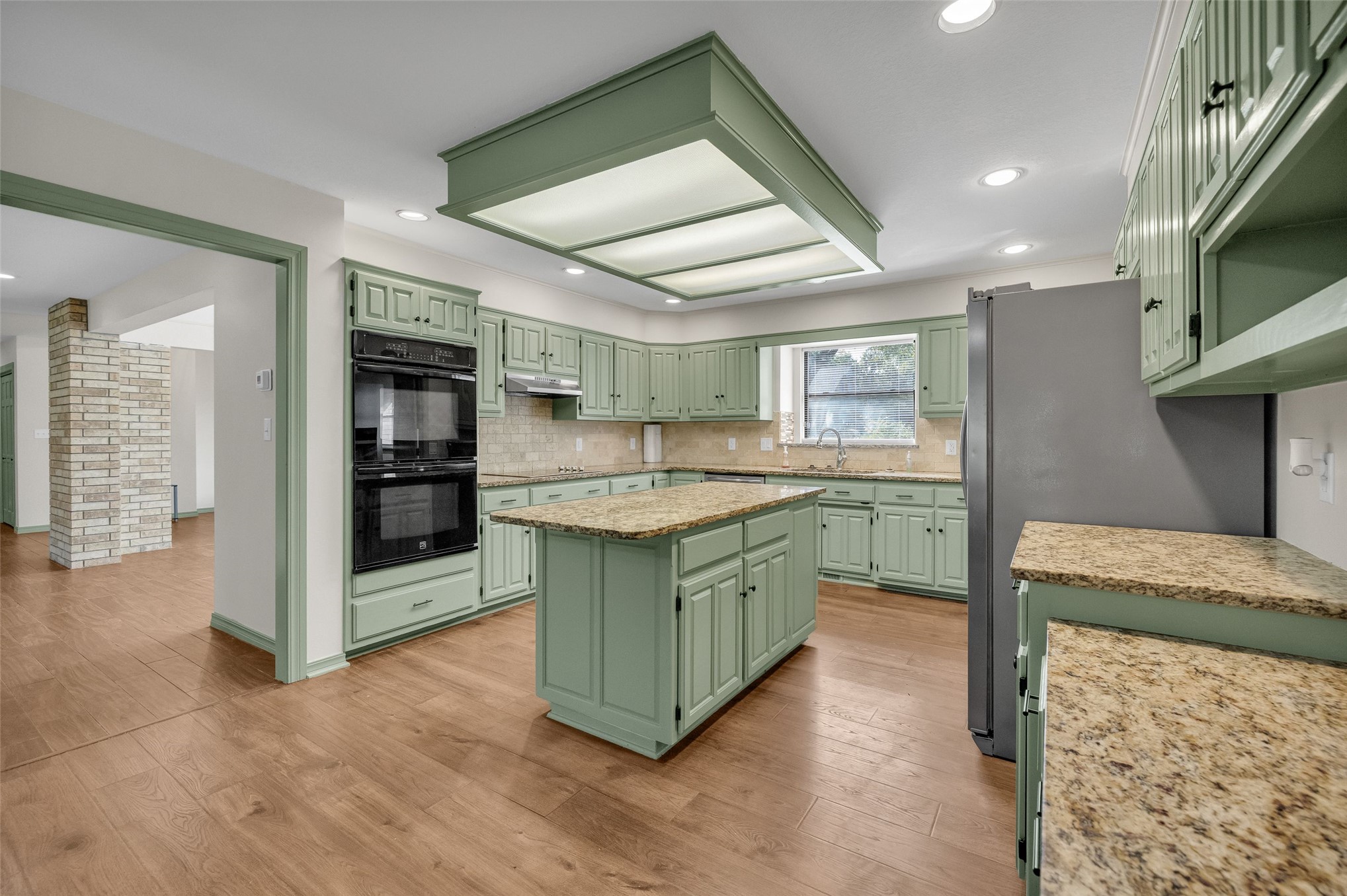 1300 S Bon Terre Street Claremore OK 74017