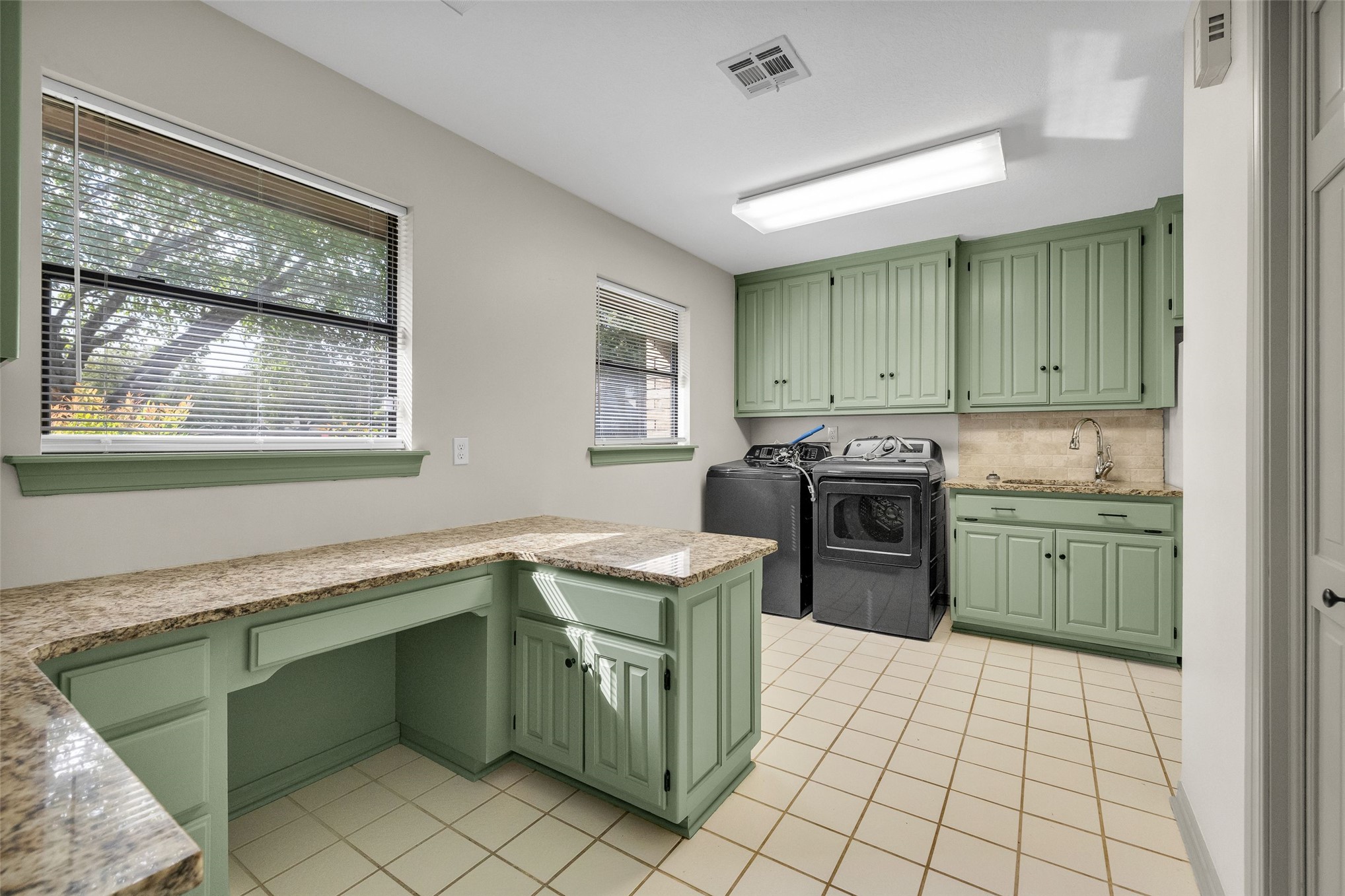 1300 S Bon Terre Street Claremore OK 74017