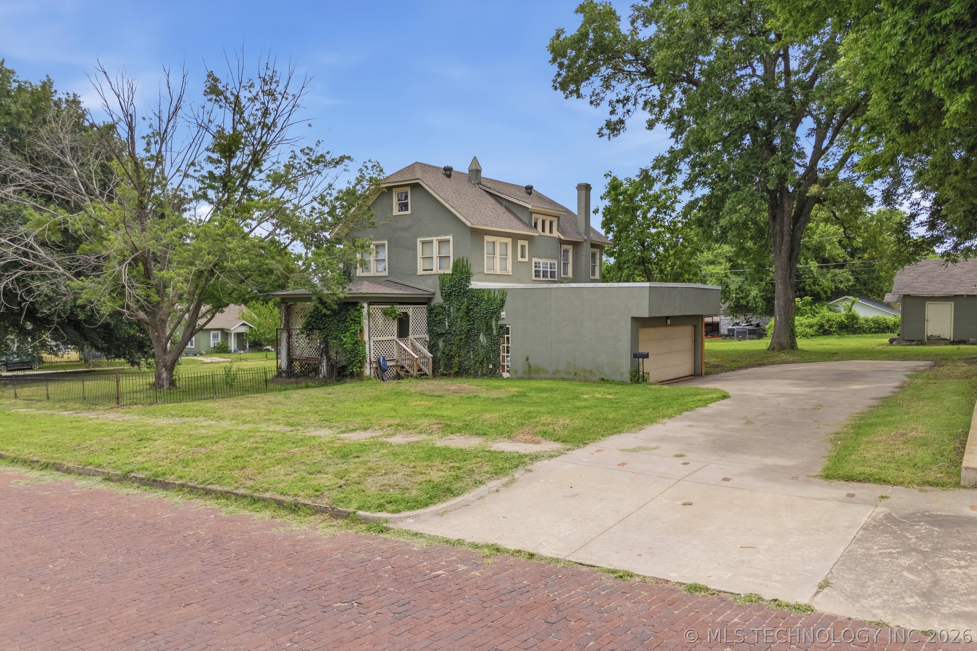 202 S Maple Street Bristow OK 74010