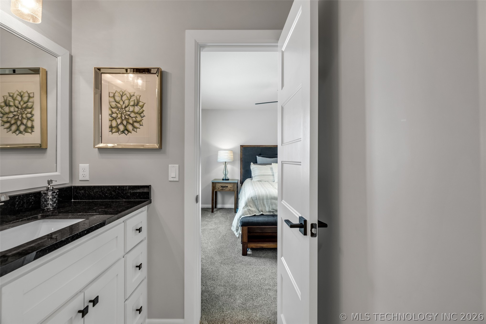 8711 S Phoenix Place Tulsa OK 74132