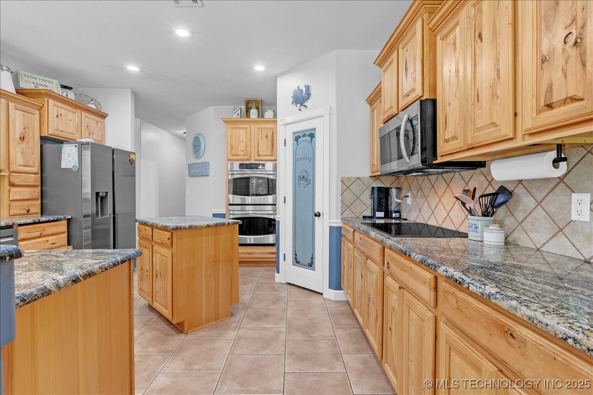 26390 E 51st Street S Broken Arrow OK 74014