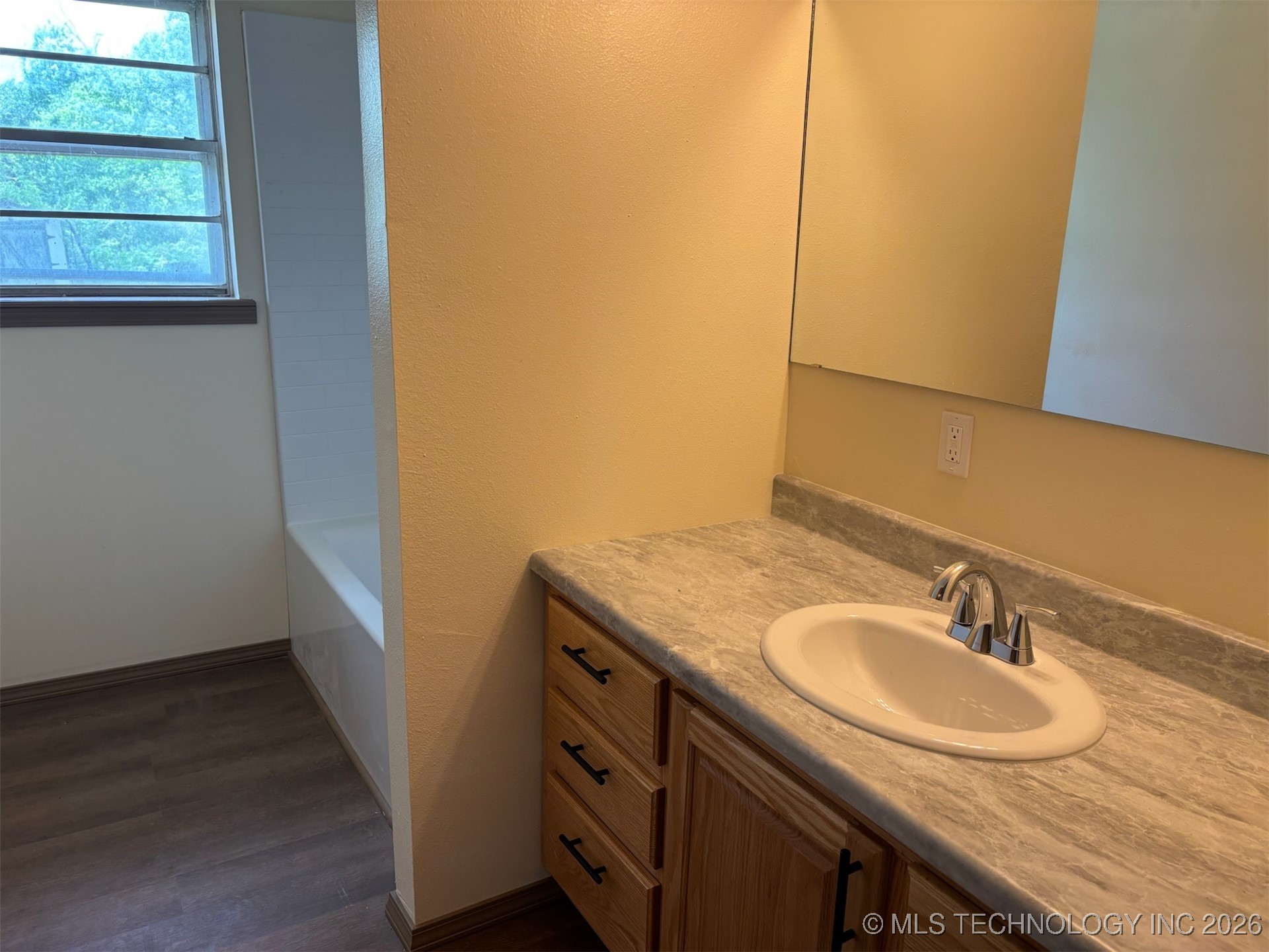 305 N 10th Street Hartshorne OK 74547