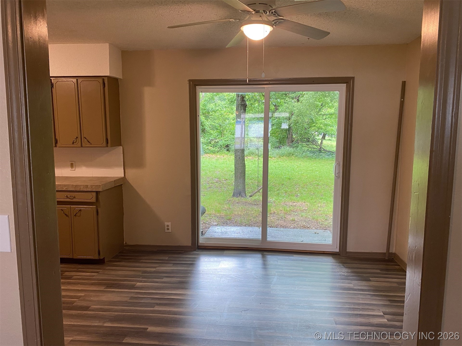 305 N 10th Street Hartshorne OK 74547