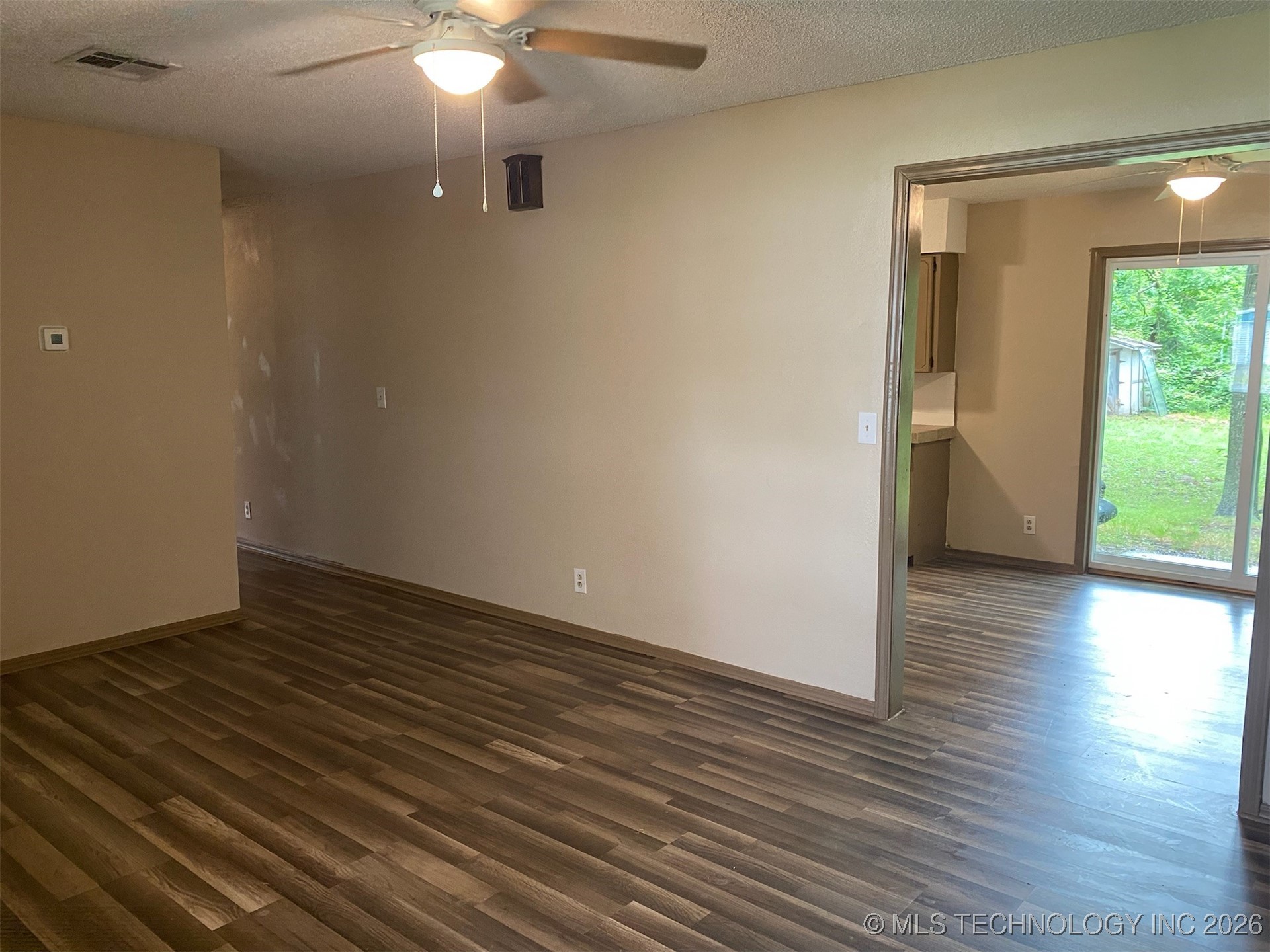 305 N 10th Street Hartshorne OK 74547