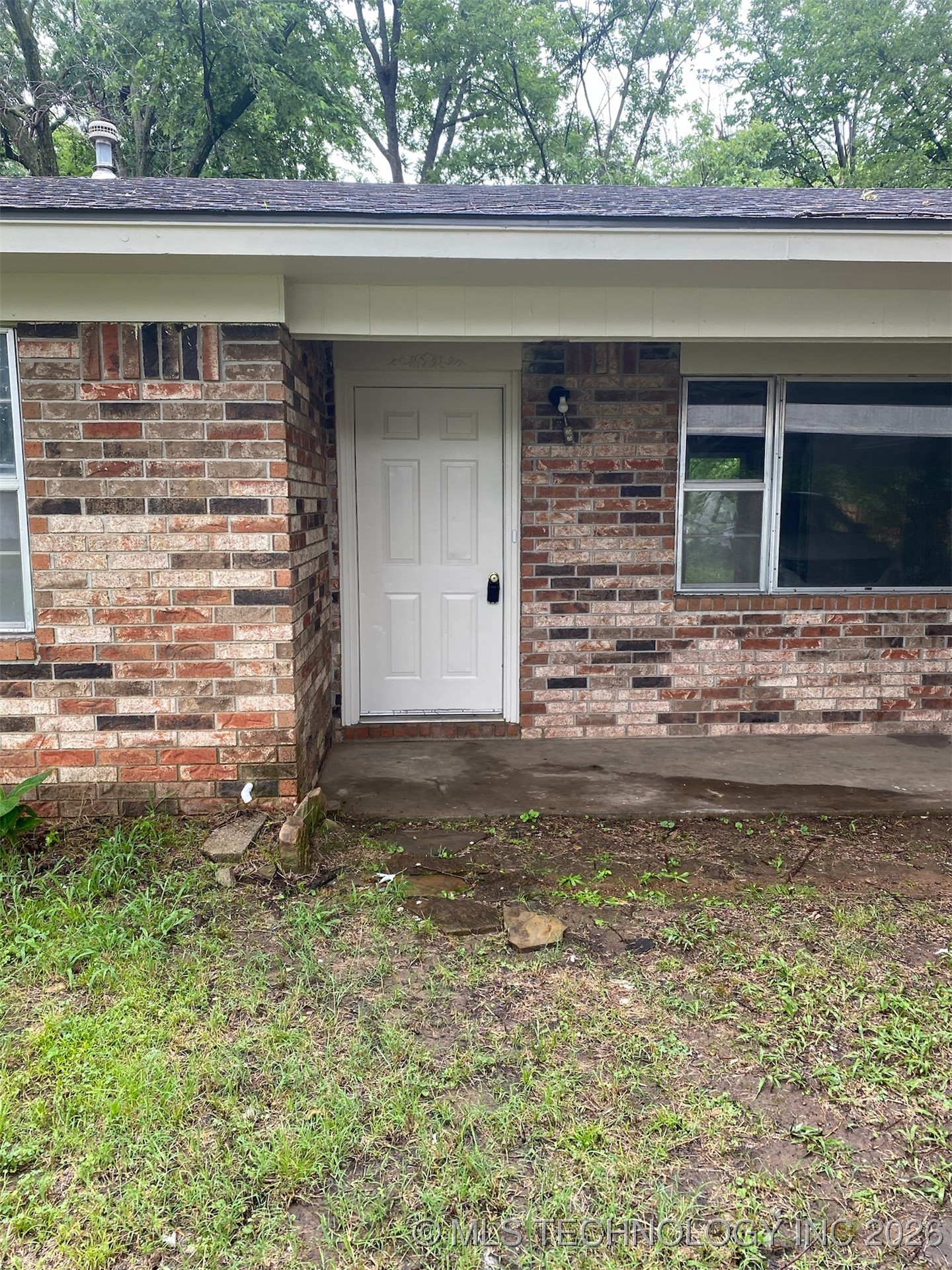 305 N 10th Street Hartshorne OK 74547