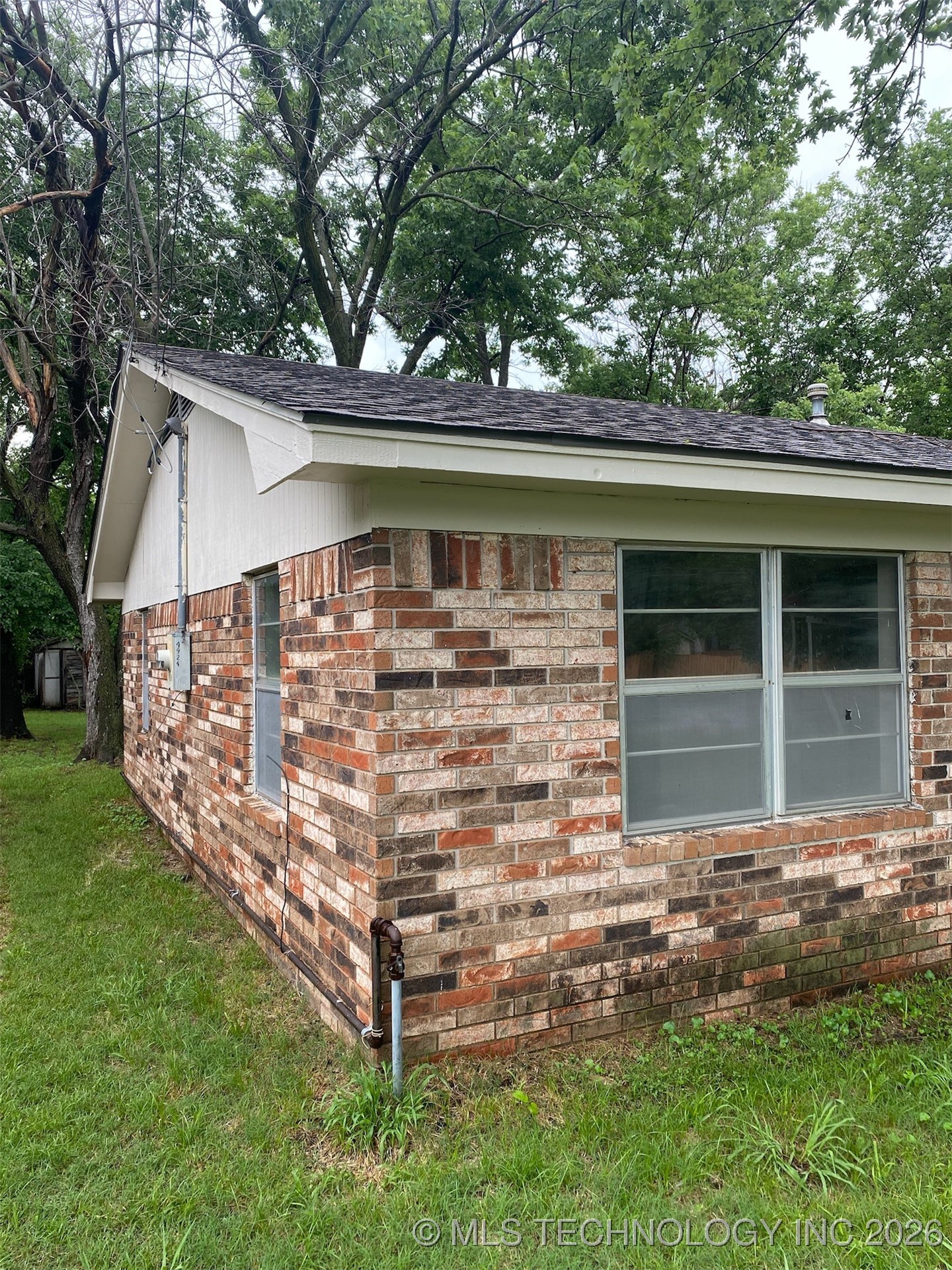 305 N 10th Street Hartshorne OK 74547
