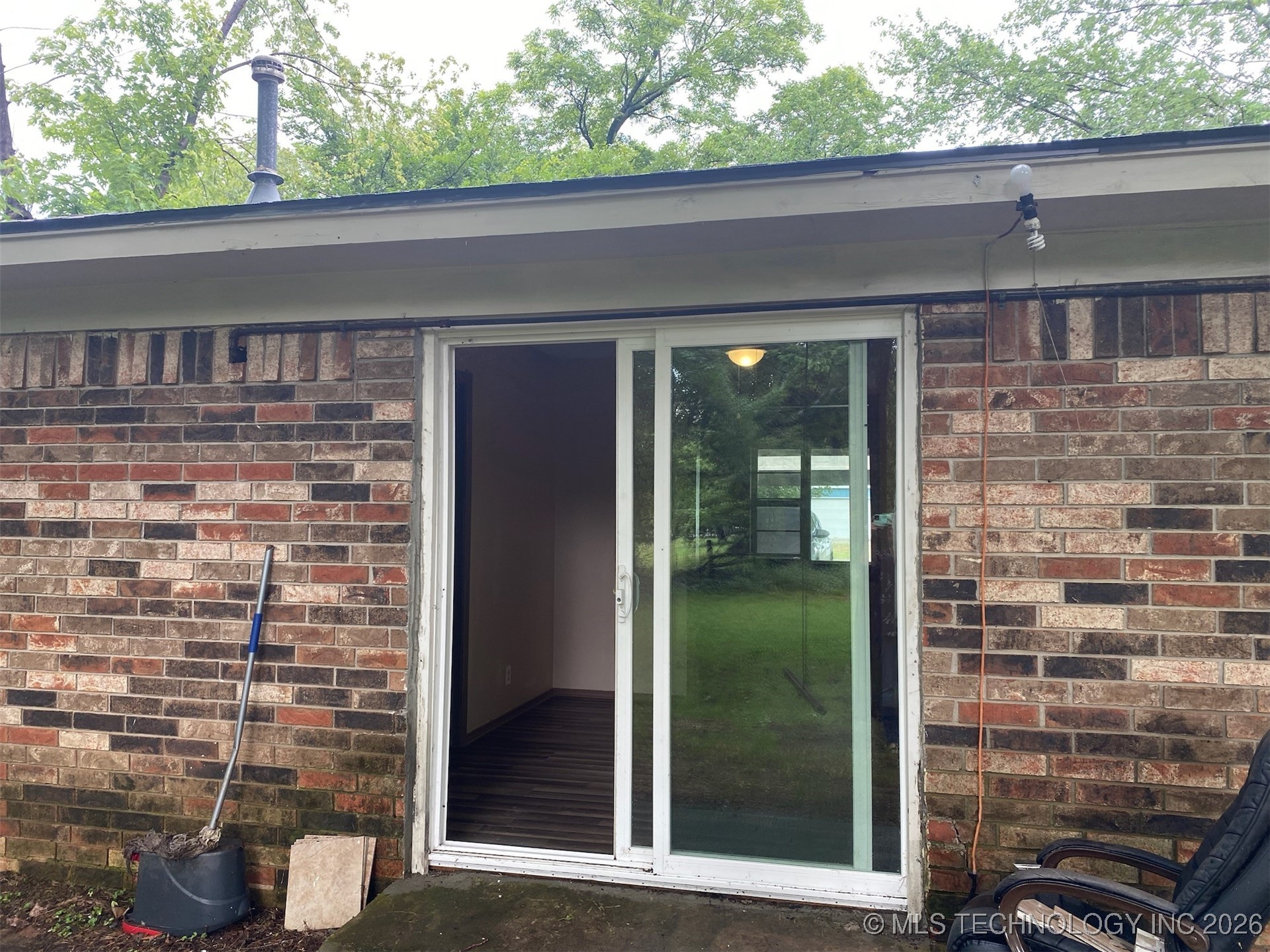 305 N 10th Street Hartshorne OK 74547
