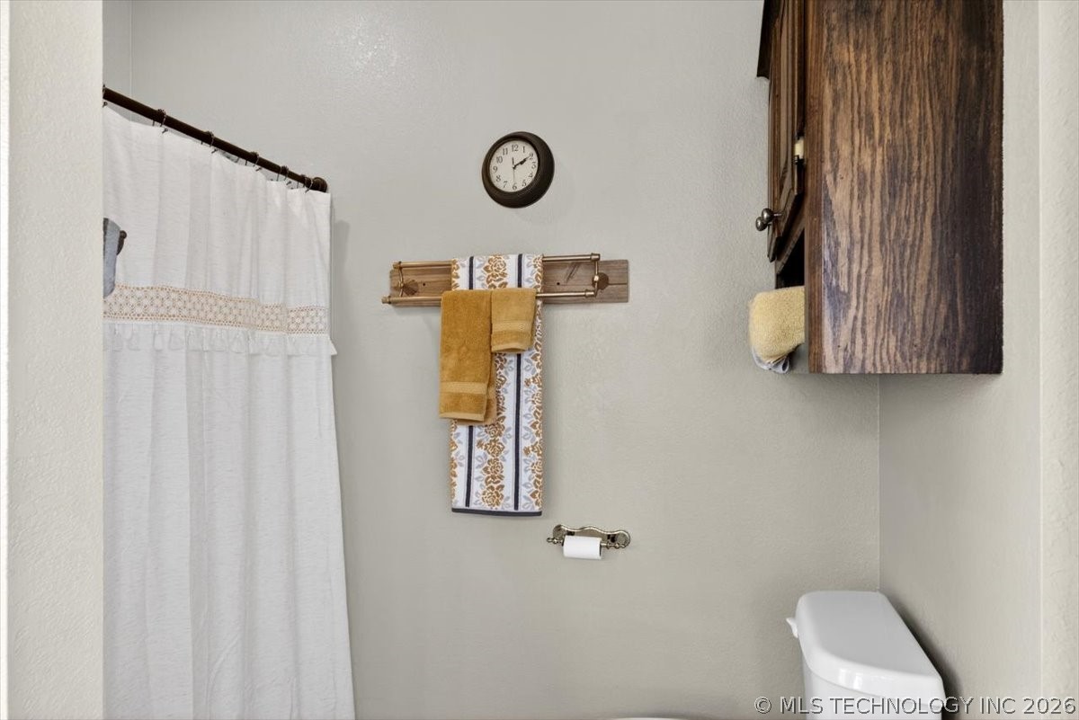 15562 State Highway 83 Howe OK 74940