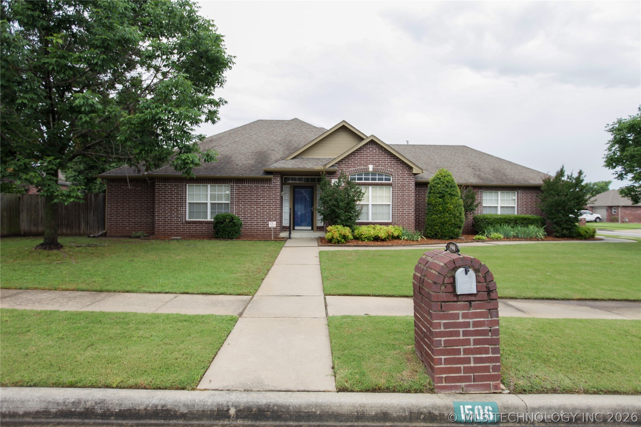 1506 N 19 Place Broken Arrow OK 74012