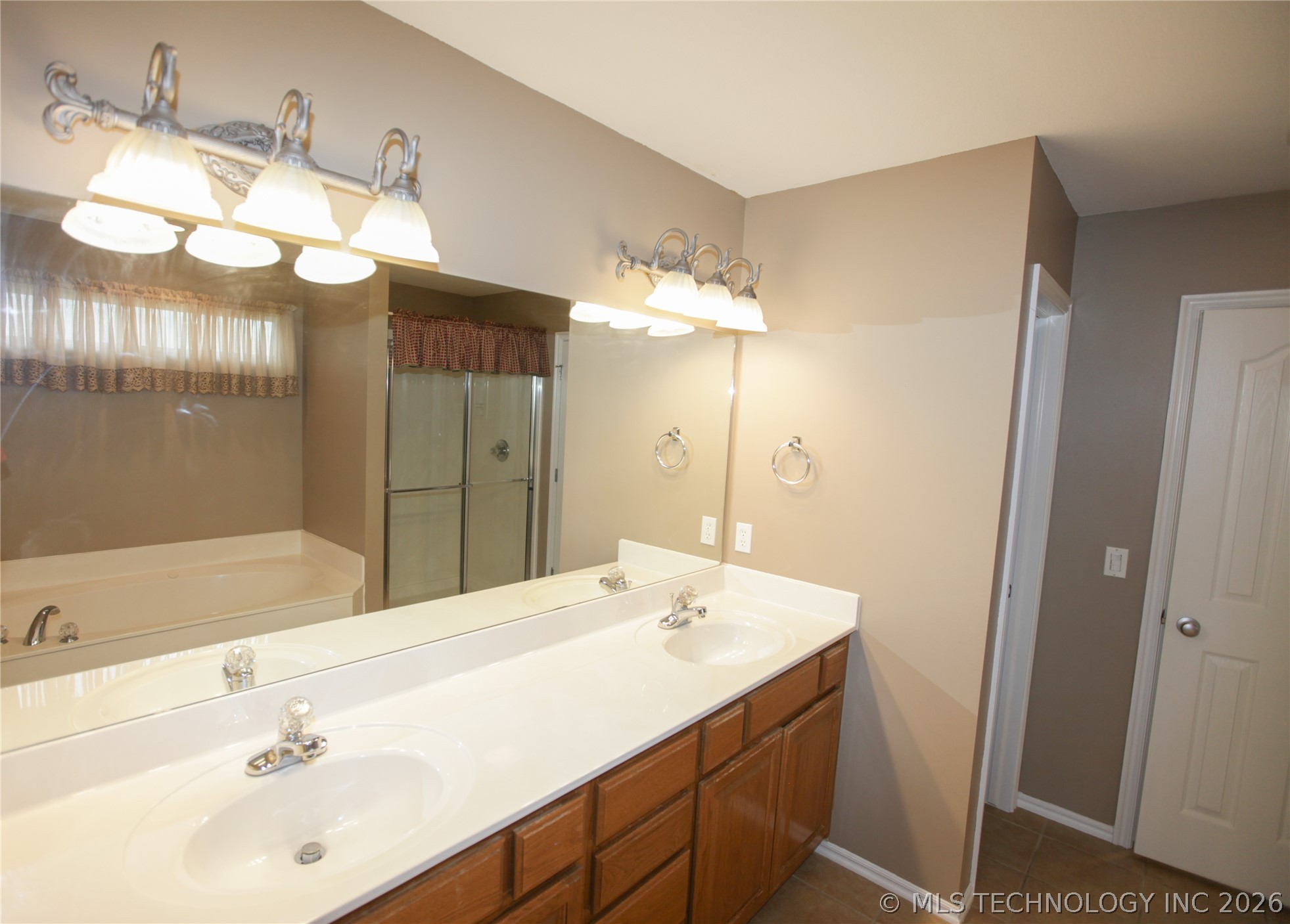 1506 N 19 Place Broken Arrow OK 74012