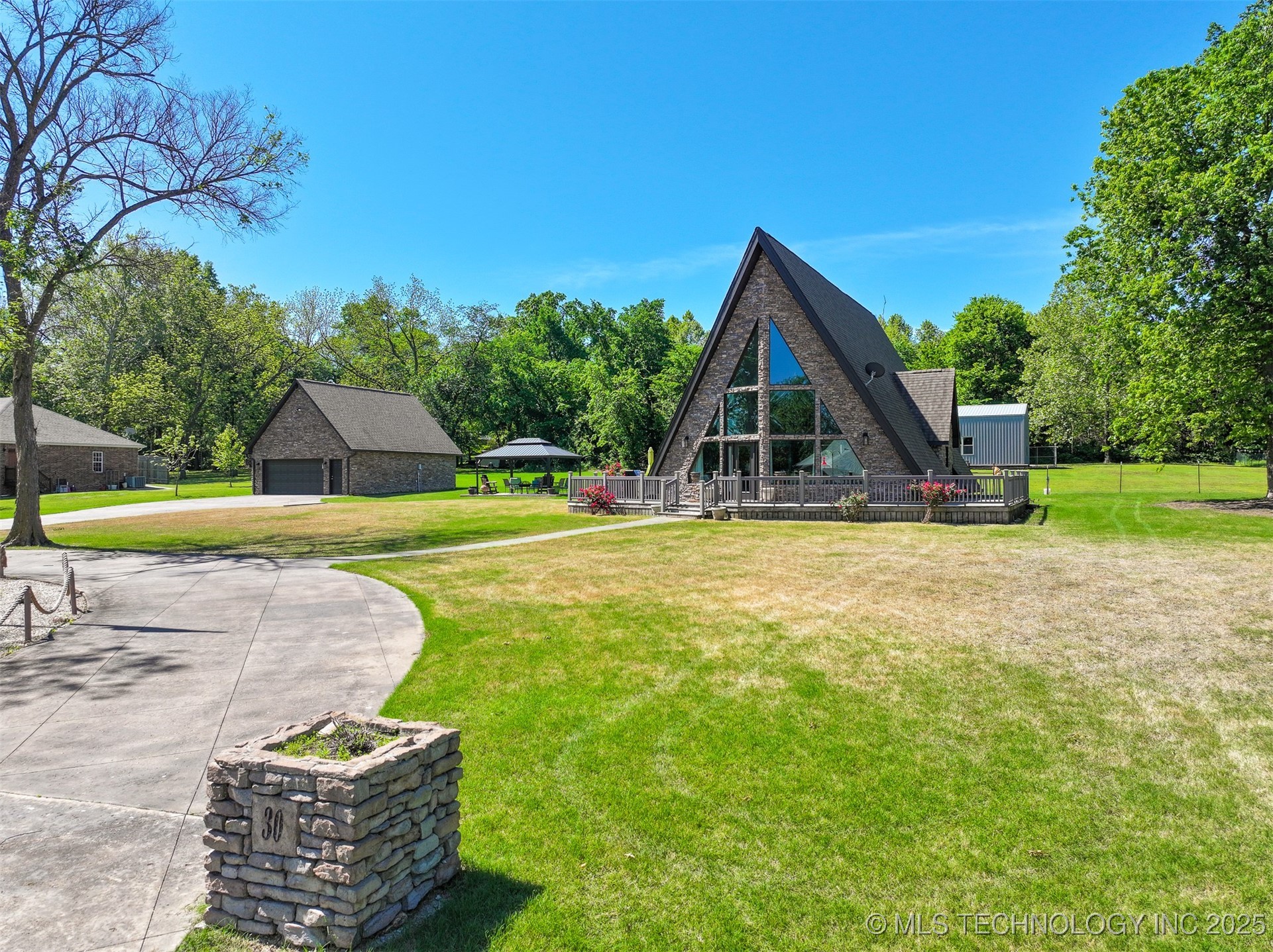 27204 S Highway 125 Afton OK 74331