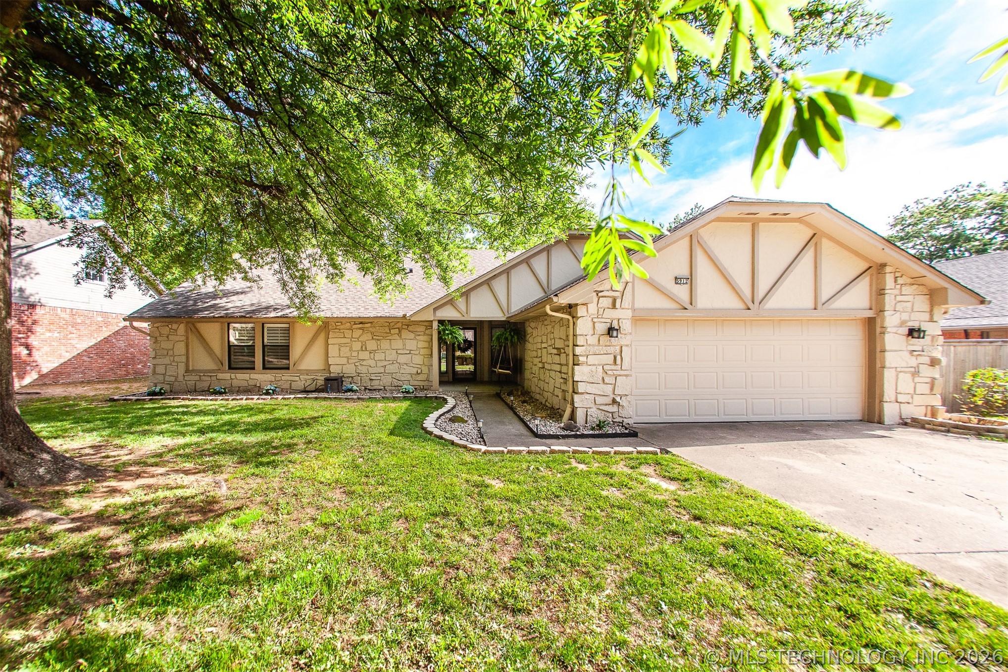 5912 E 80th Street Tulsa OK 74136