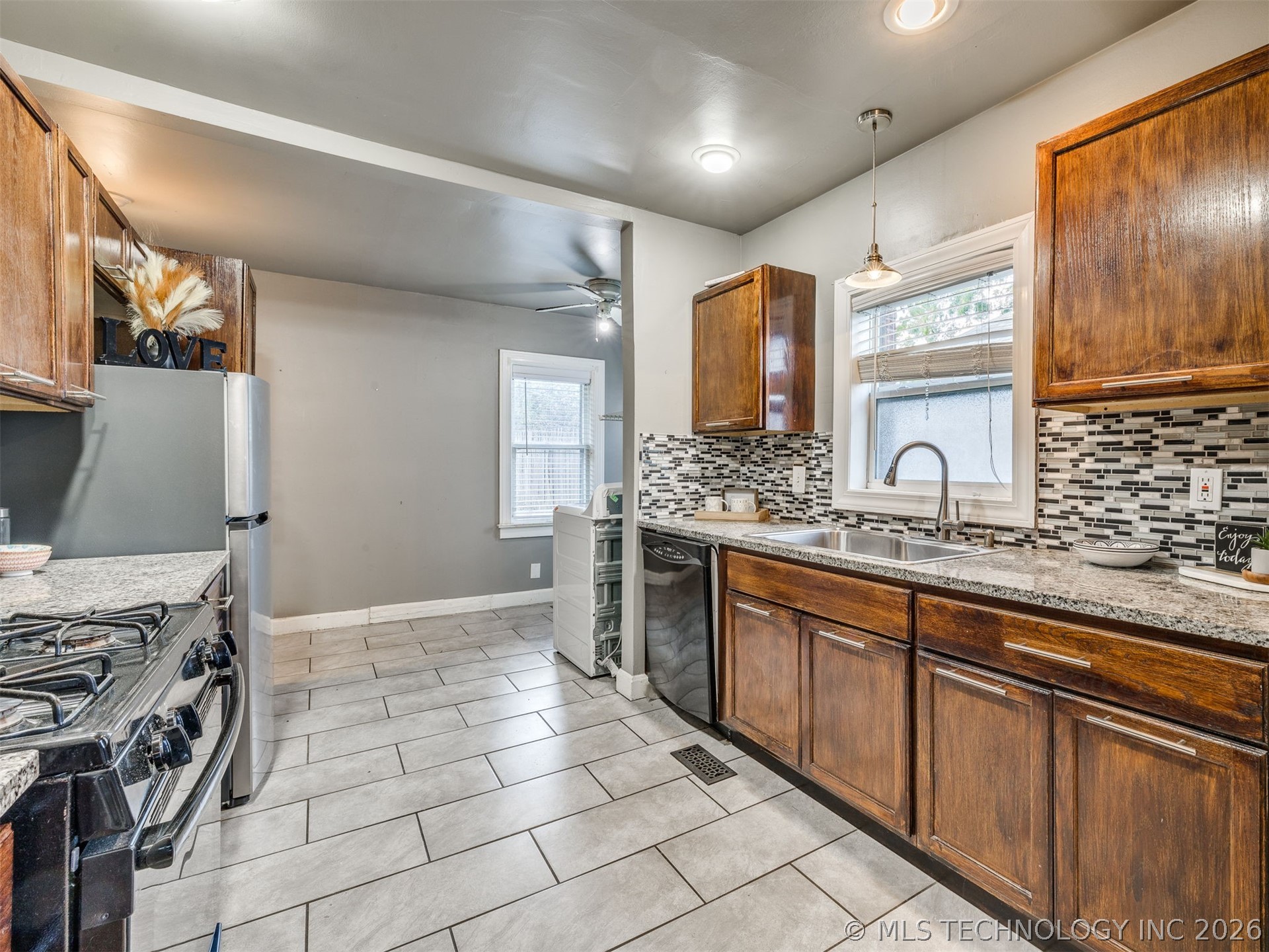 2432 N Boston Avenue Tulsa OK 74106