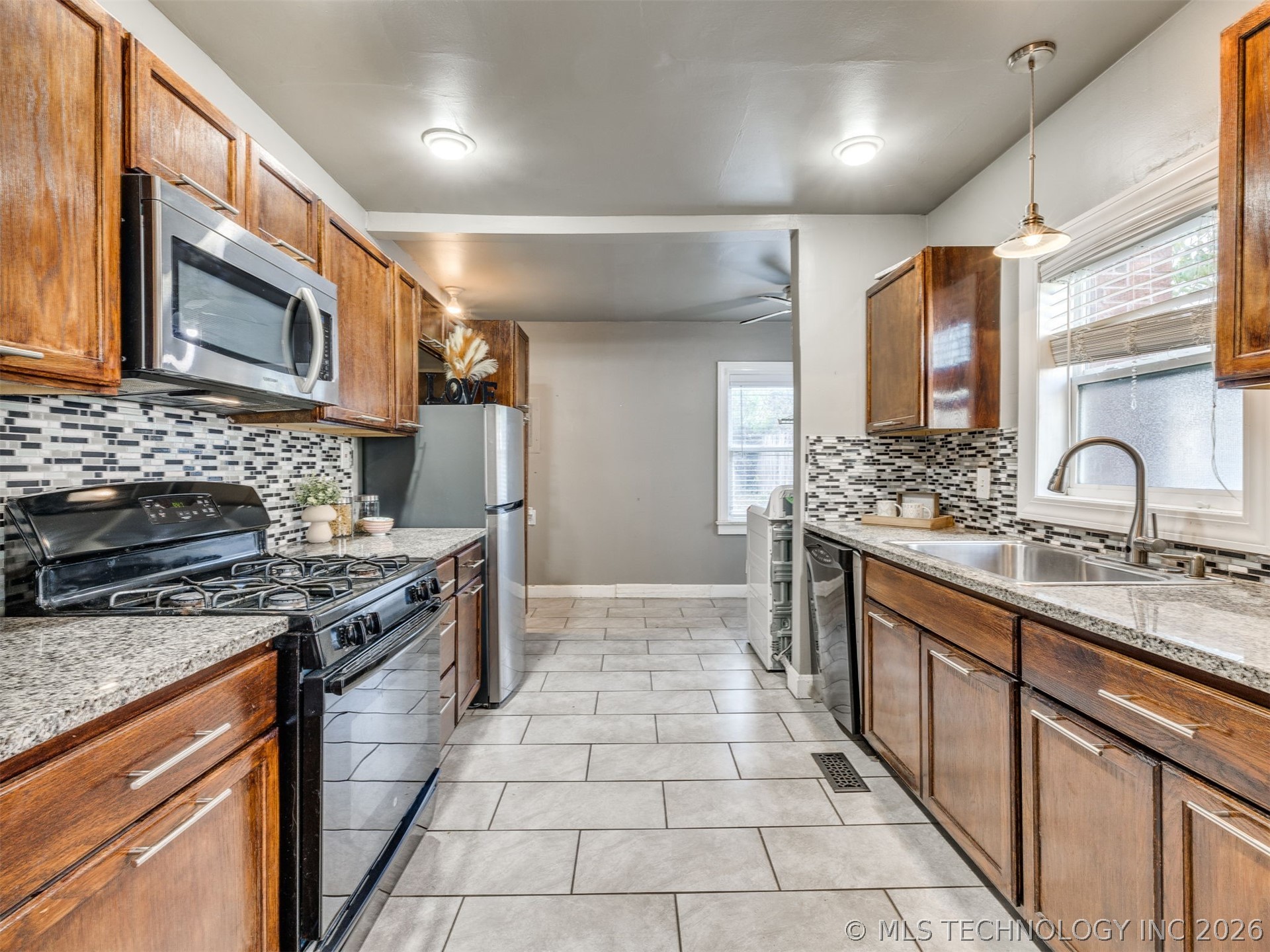 2432 N Boston Avenue Tulsa OK 74106
