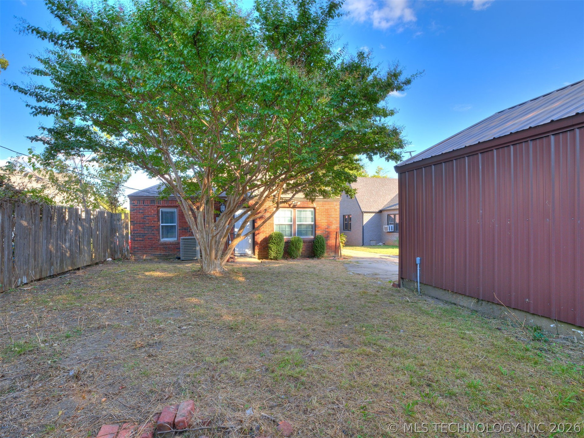 2432 N Boston Avenue Tulsa OK 74106