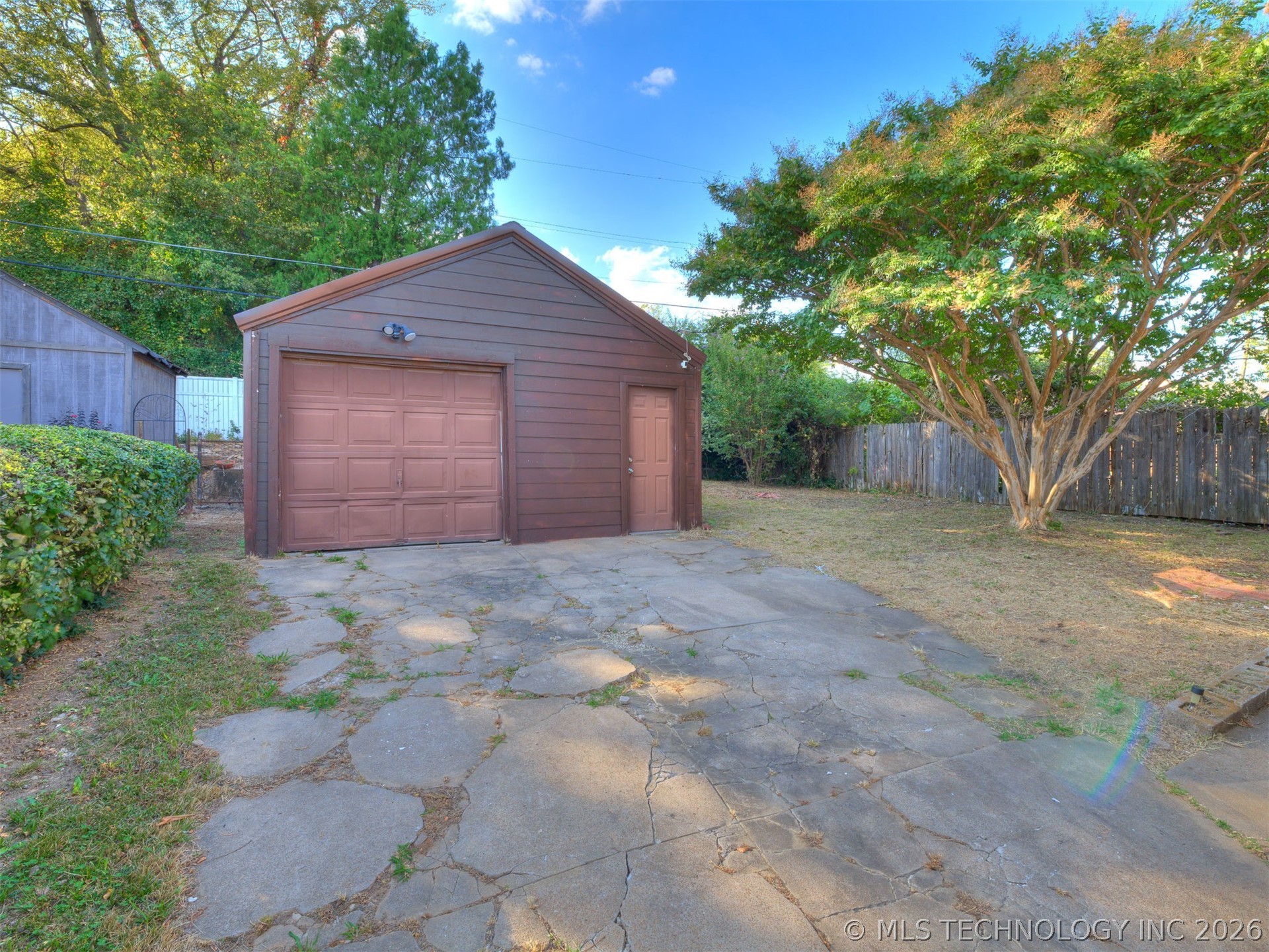 2432 N Boston Avenue Tulsa OK 74106