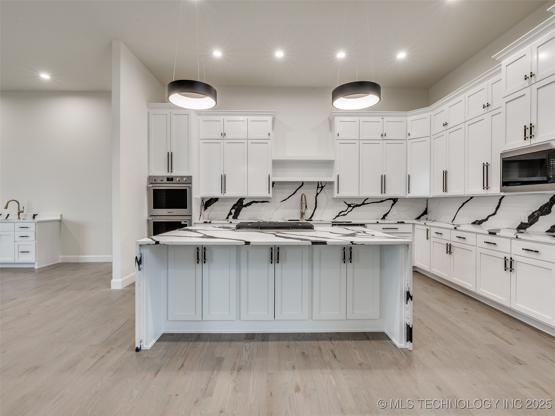3022 W 81st Street Tulsa OK 74132