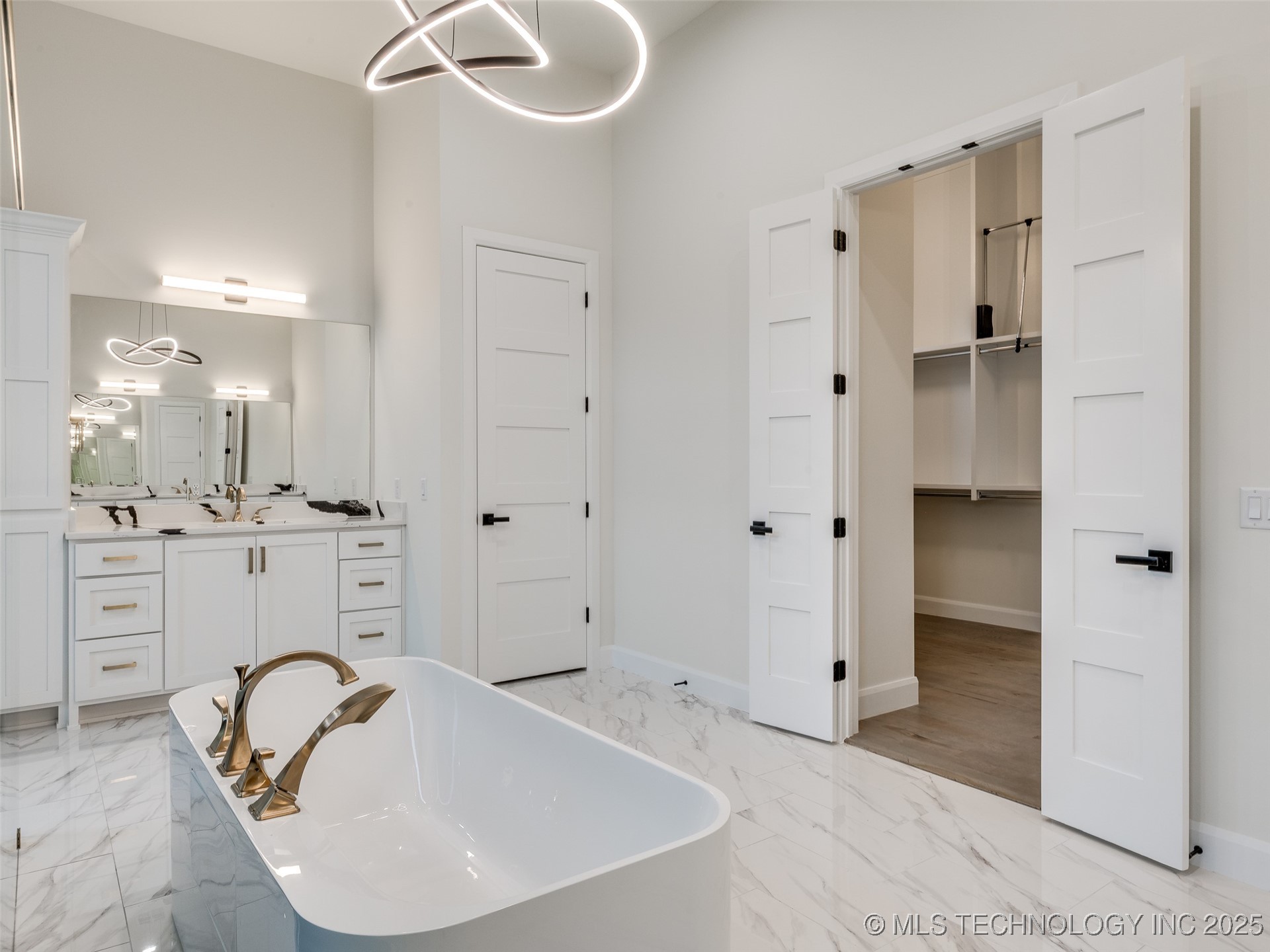 3022 W 81st Street Tulsa OK 74132