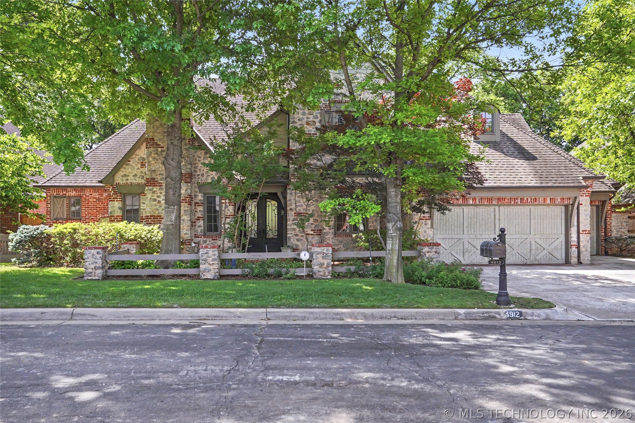 4912 E 104th Place Tulsa OK 74137