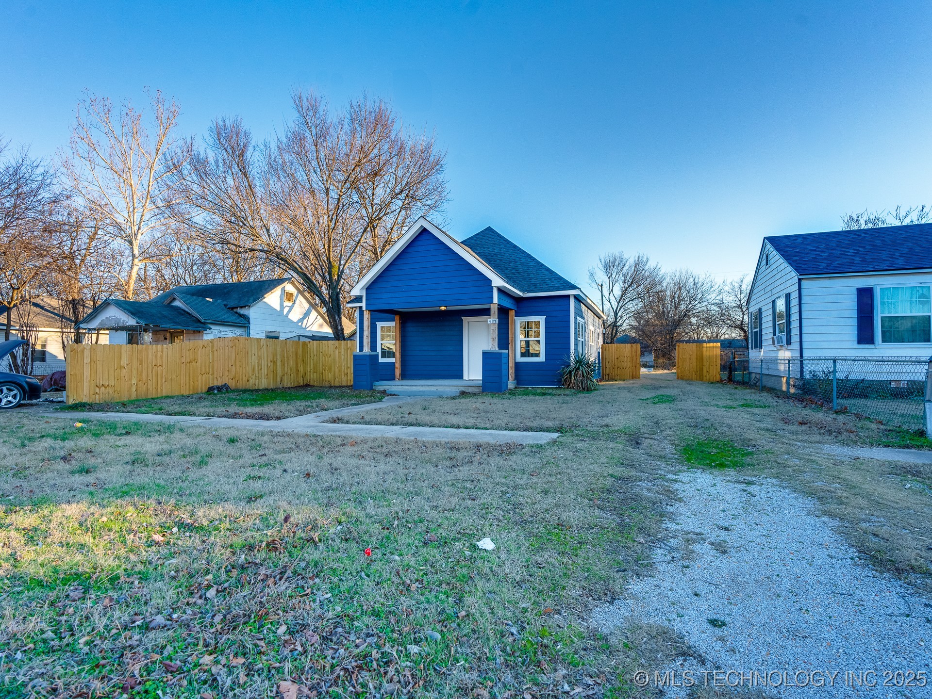 627 W 7th Ada OK 74820