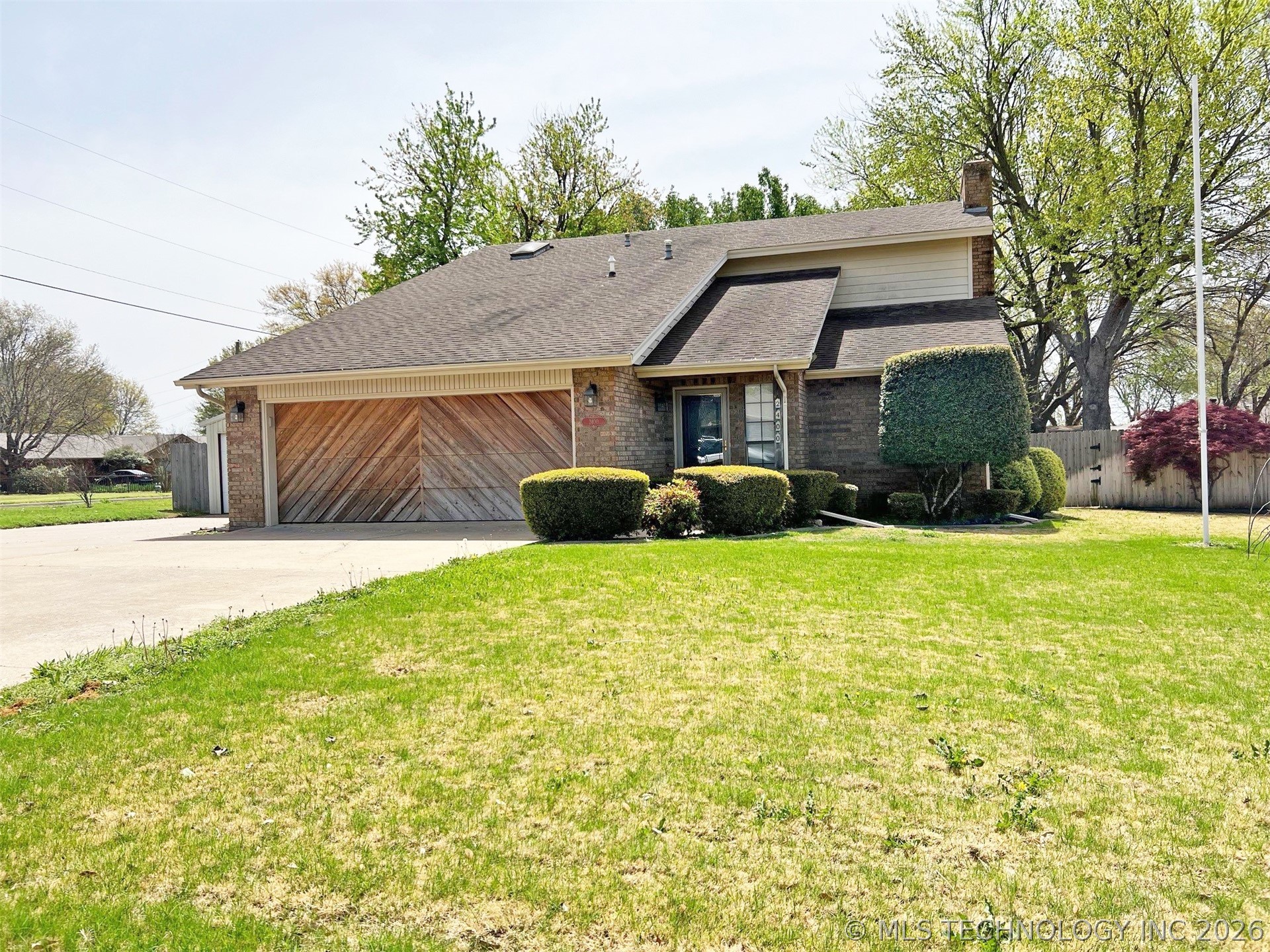 2400 Woodleaf Court Ardmore OK 73401