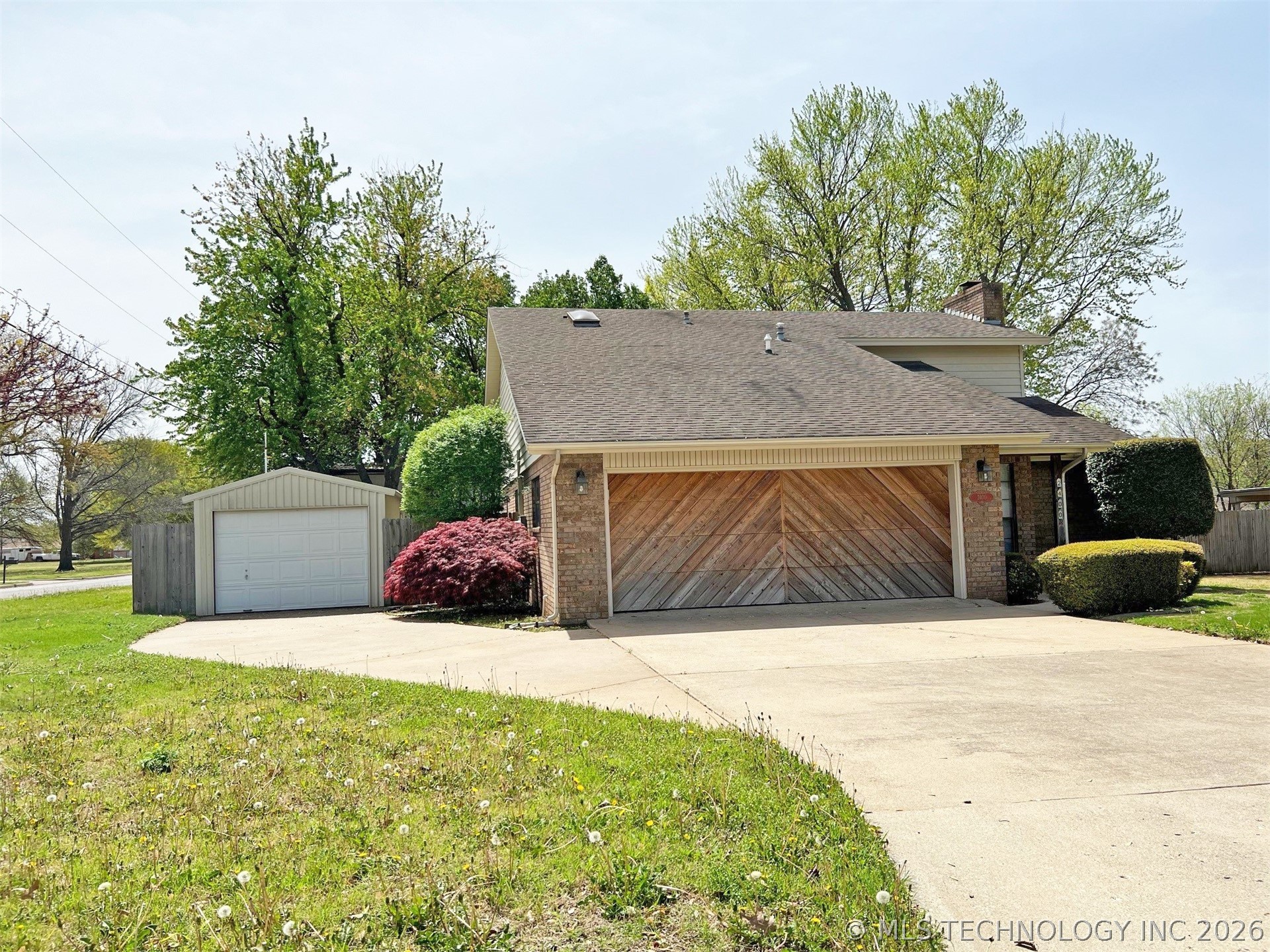 2400 Woodleaf Court Ardmore OK 73401