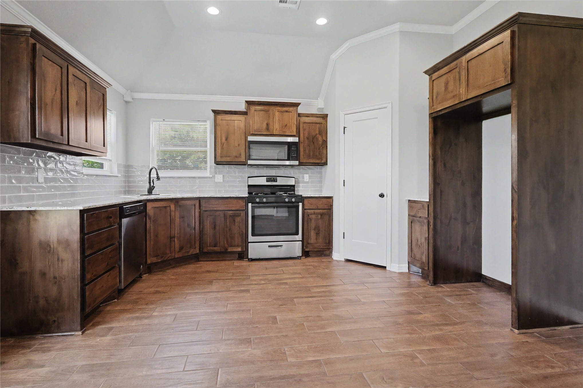 103 W 135th Street Skiatook OK 74070