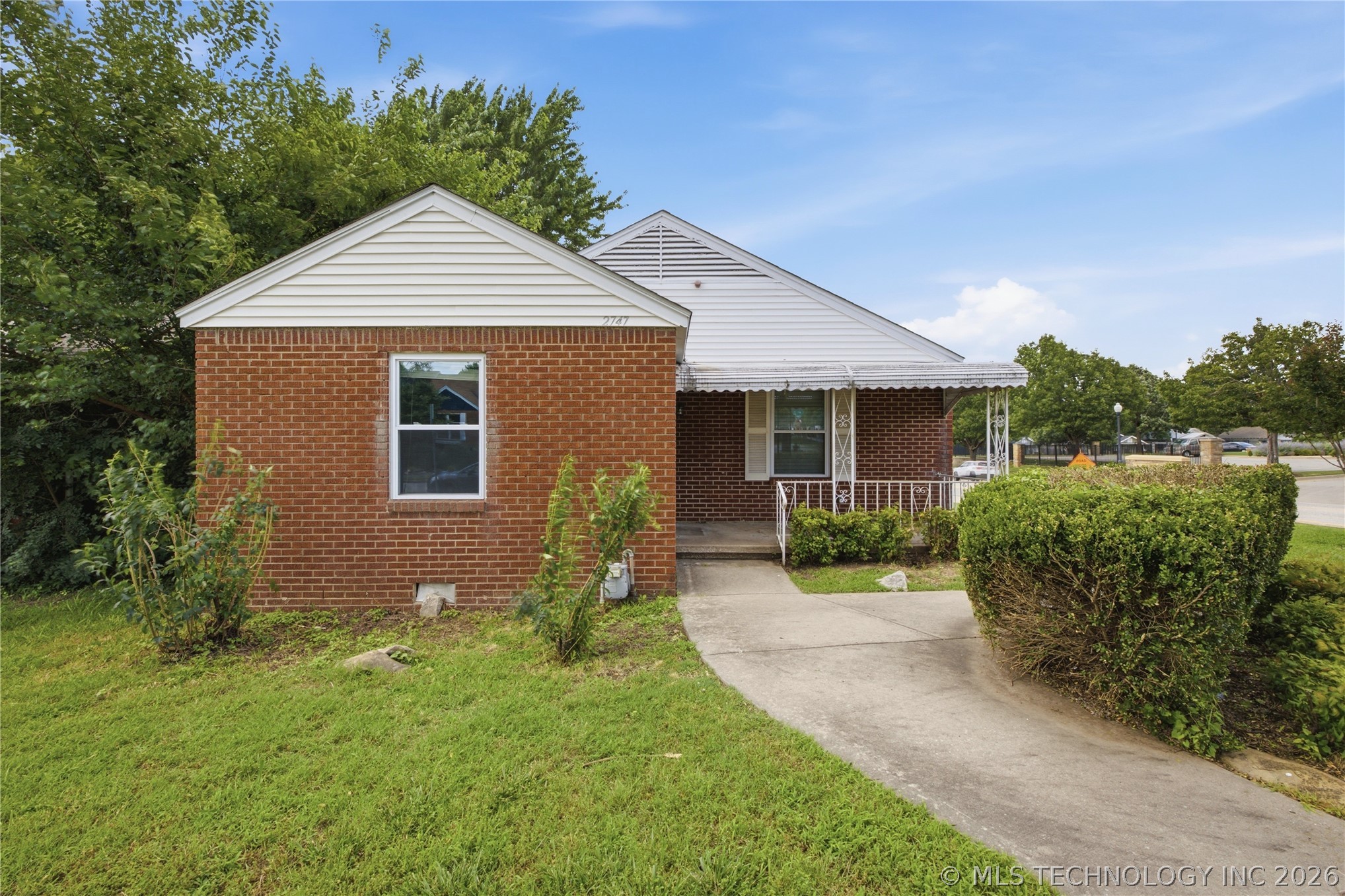 2747 E 4th Street Tulsa OK 74104