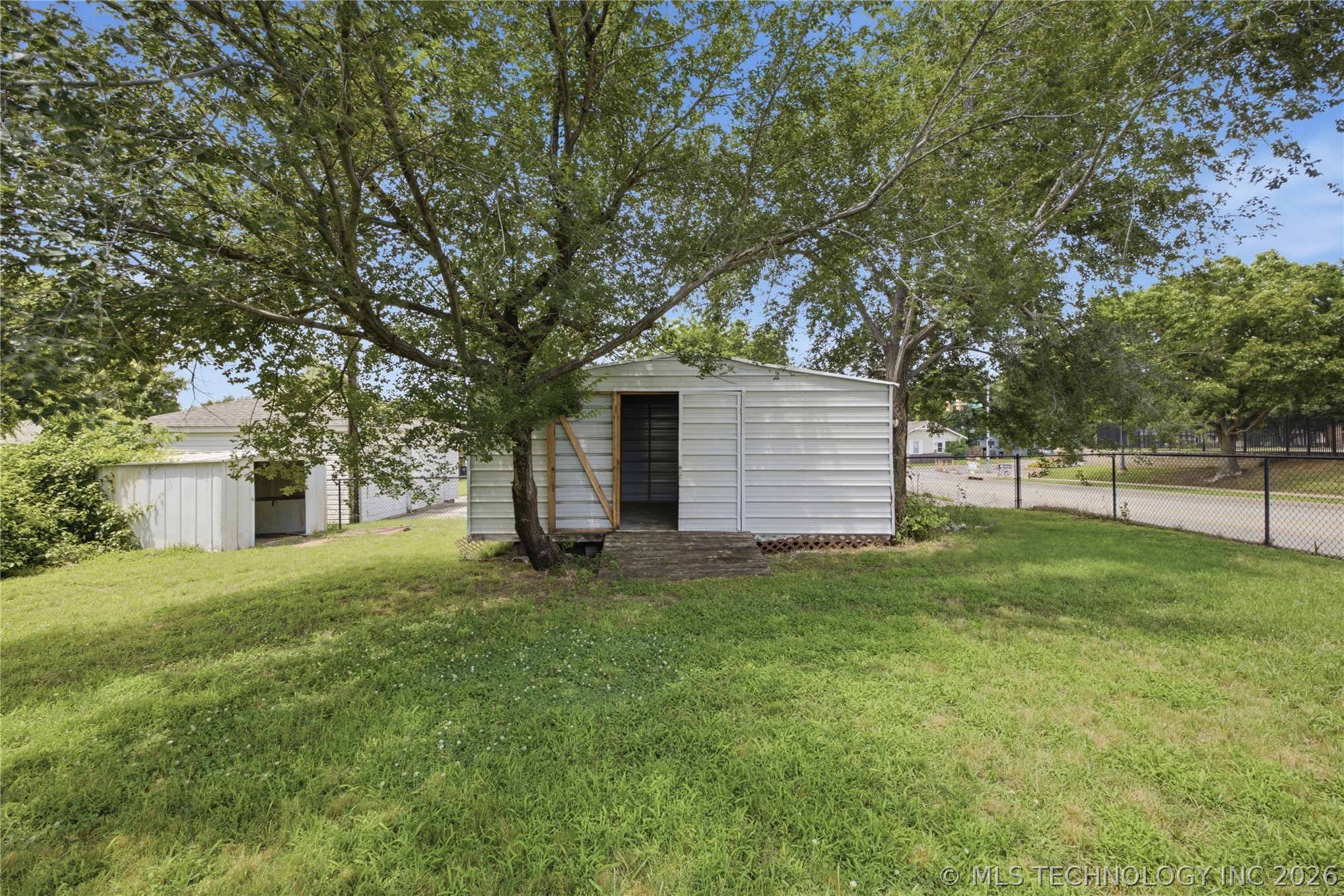 2747 E 4th Street Tulsa OK 74104