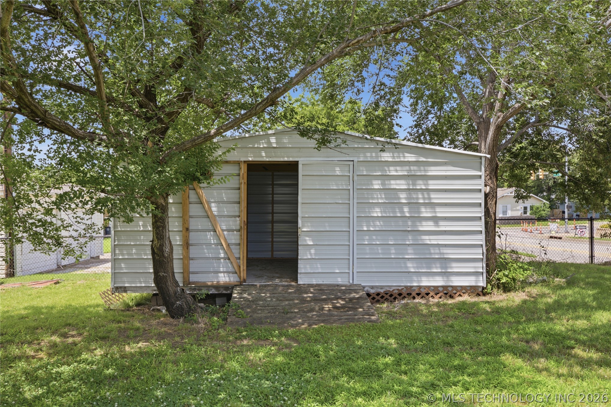 2747 E 4th Street Tulsa OK 74104