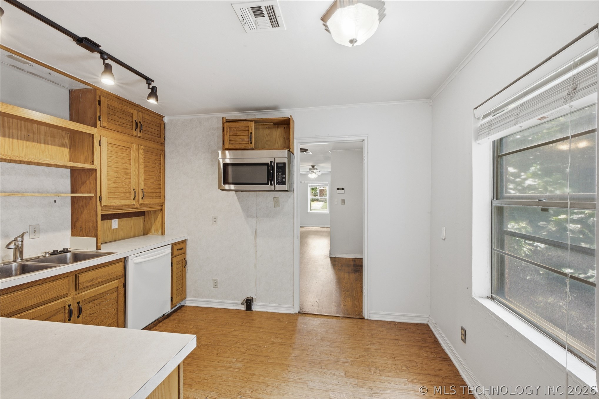 2747 E 4th Street Tulsa OK 74104