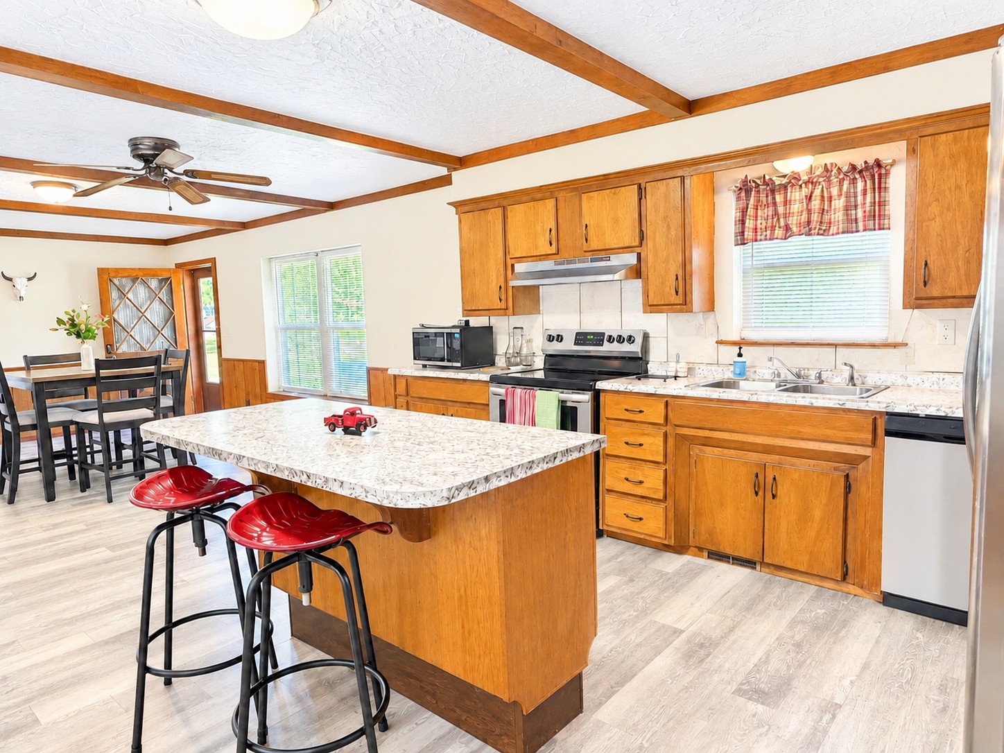 109435 S 4154 Road Checotah OK 74426